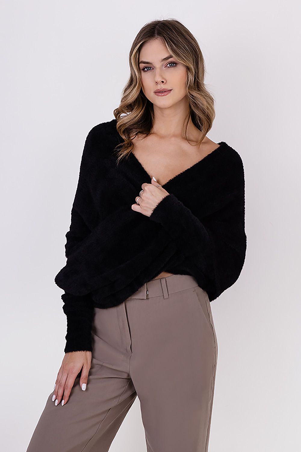   Sweter Damski Model SWE277 Black - MKM 