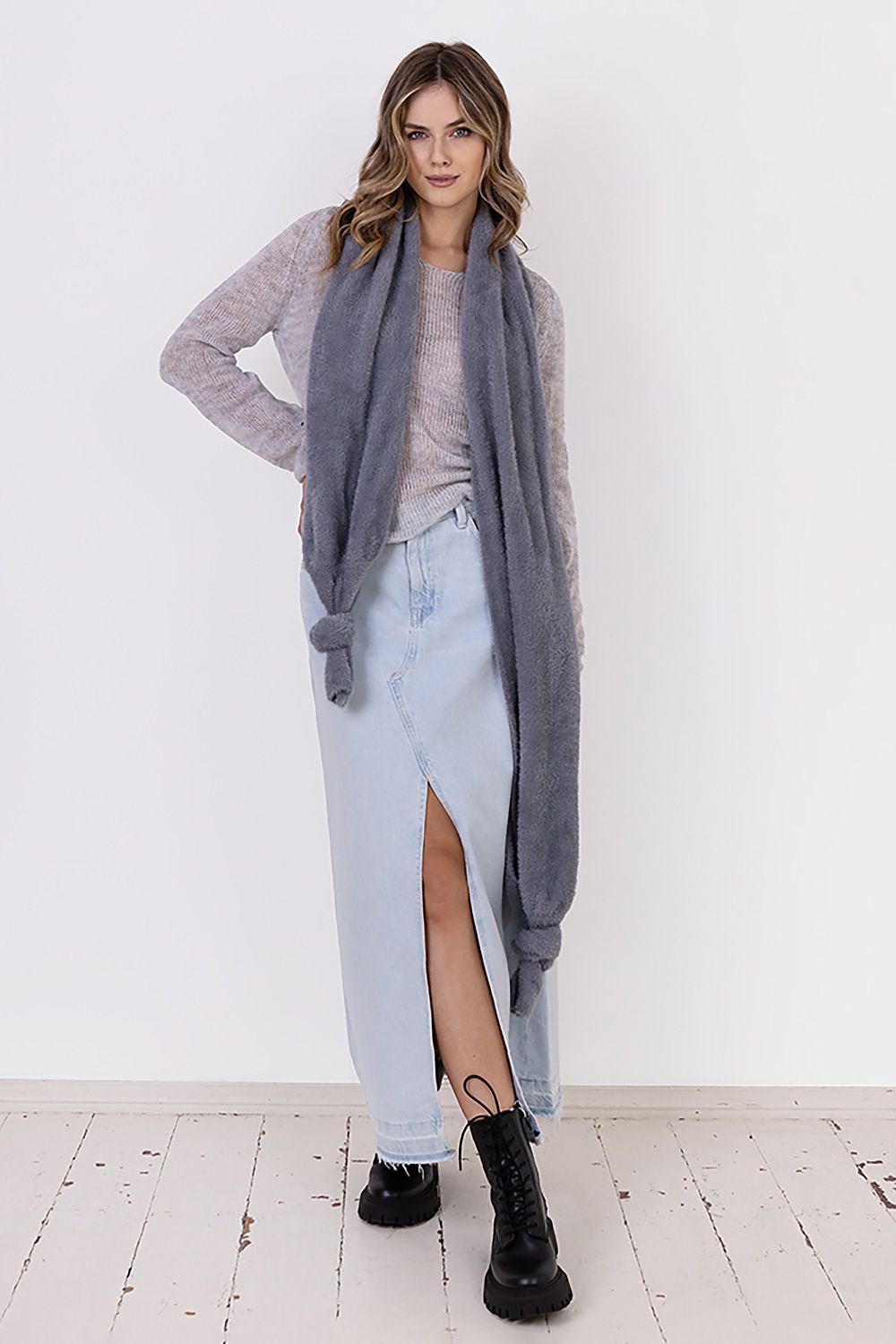   Sweter Damski Model SWE277 Grey - MKM 
