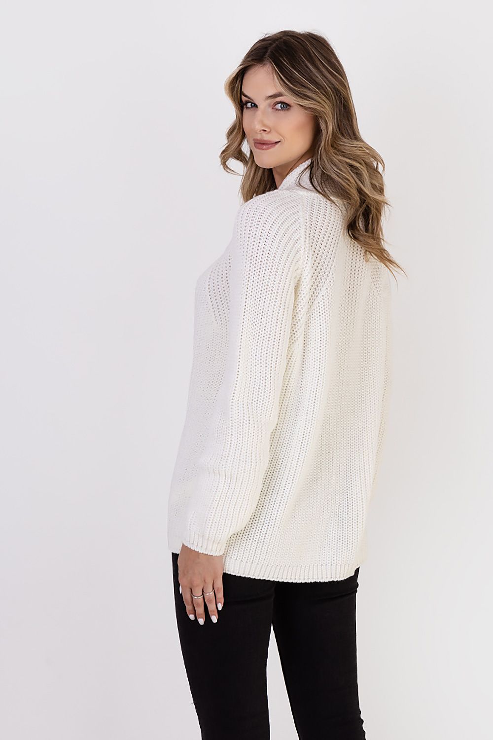  Sweter Kardigan Model SWE120 Ecru - MKM 