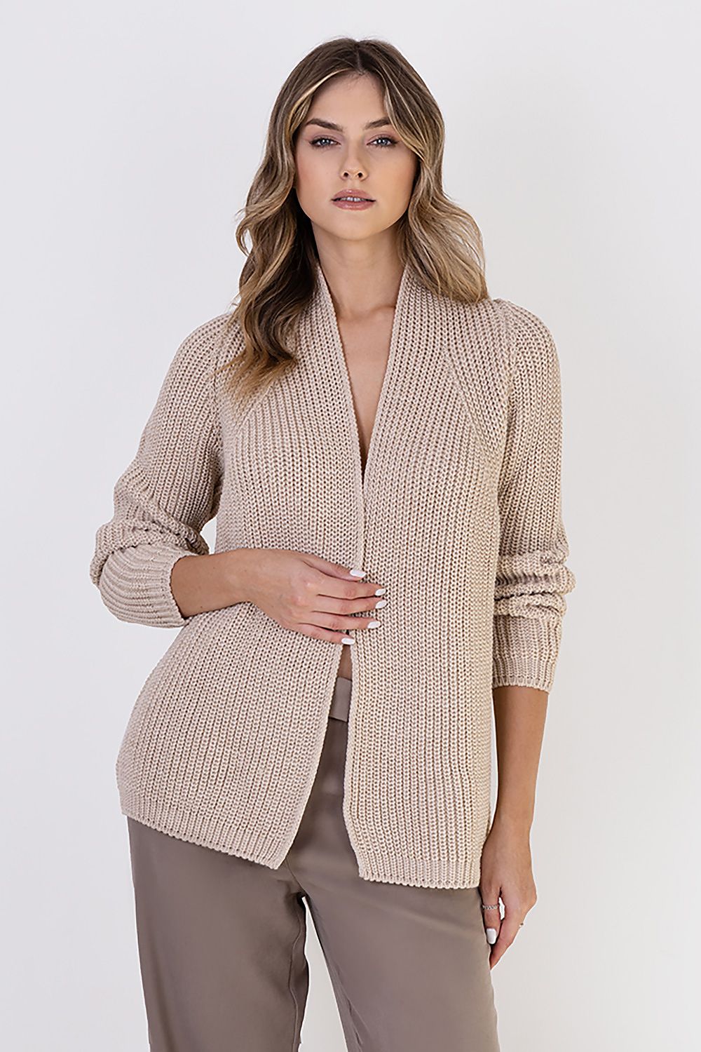  Sweter Kardigan Model SWE120 Beige - MKM 