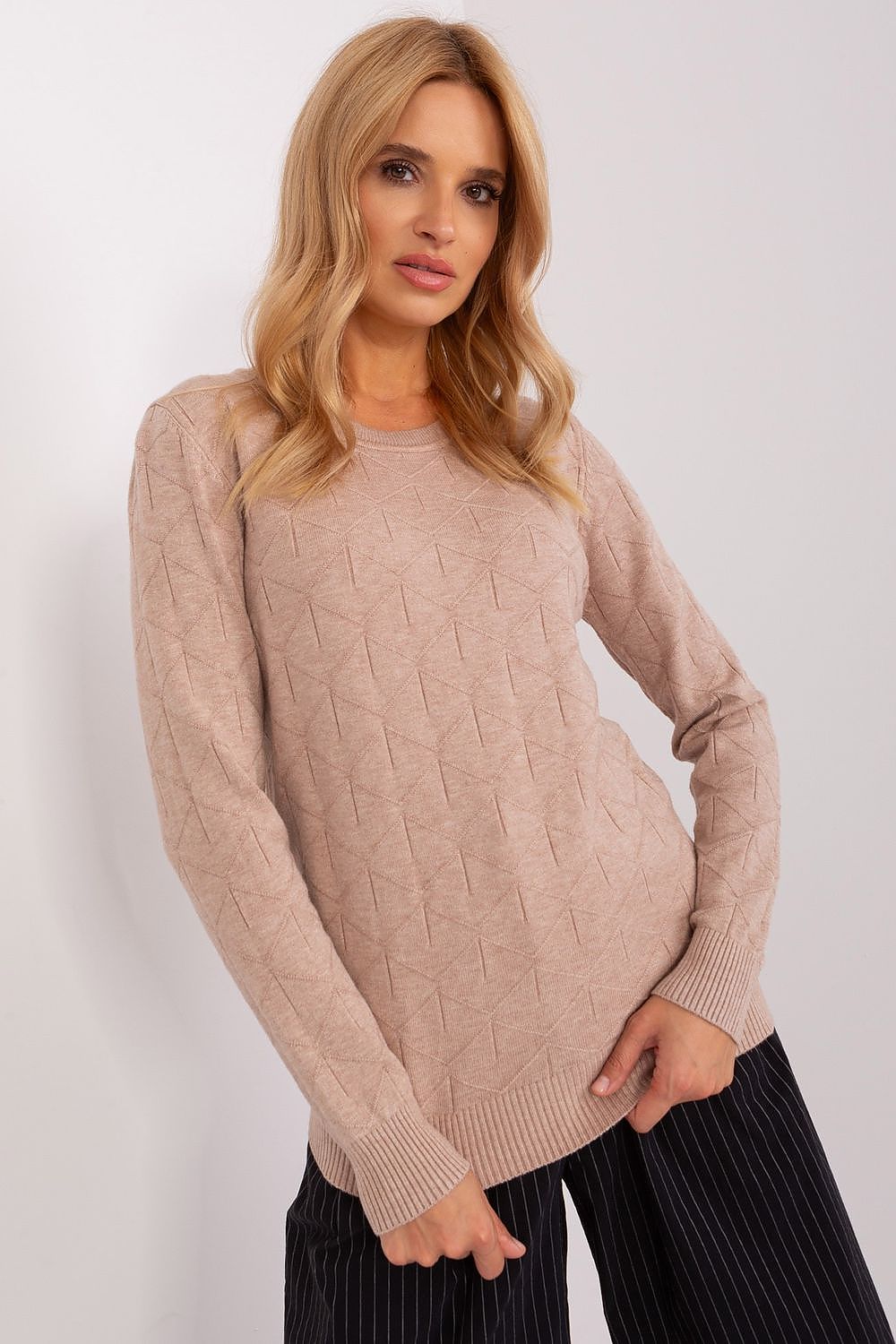  Sweter Damski Model AT-SW-232901.25X Dark Beige - AT 