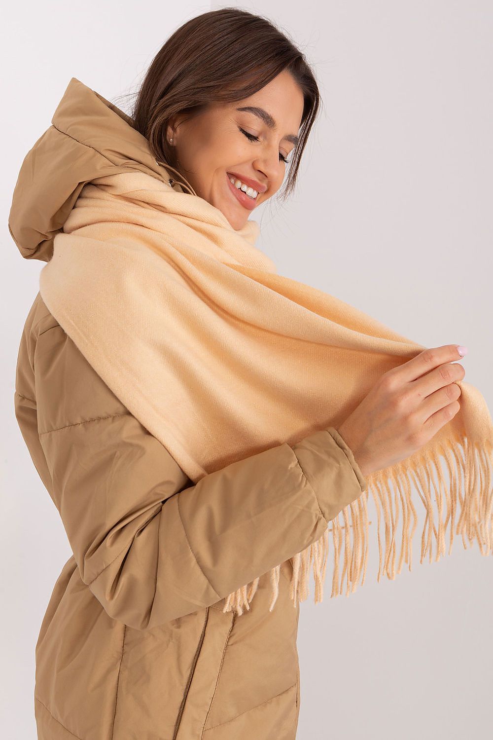   Szalik Model AT-SZ-23185.62P Beige - AT 