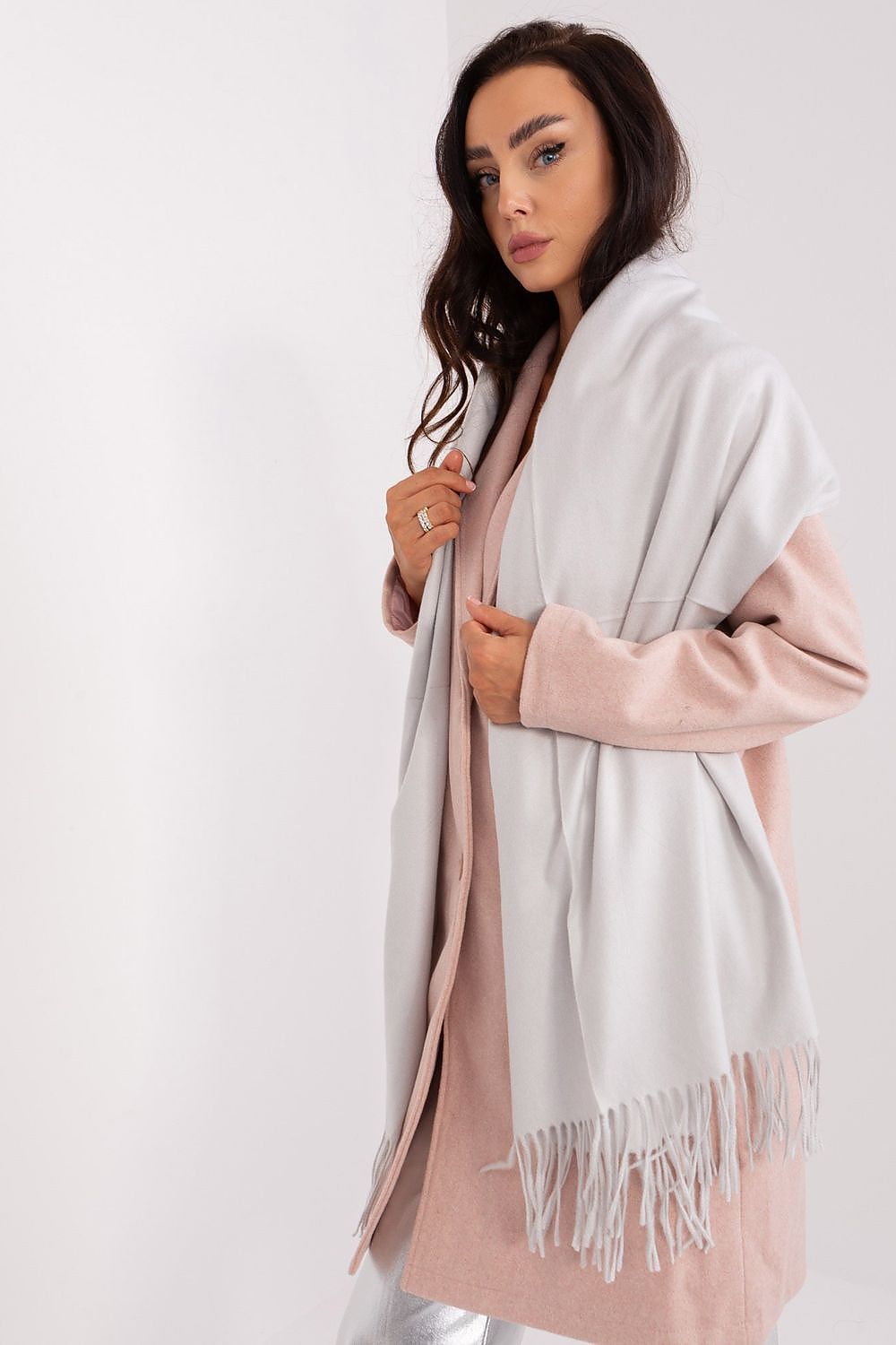  Szalik Model AT-SZ-23185.73P Light Grey - AT 