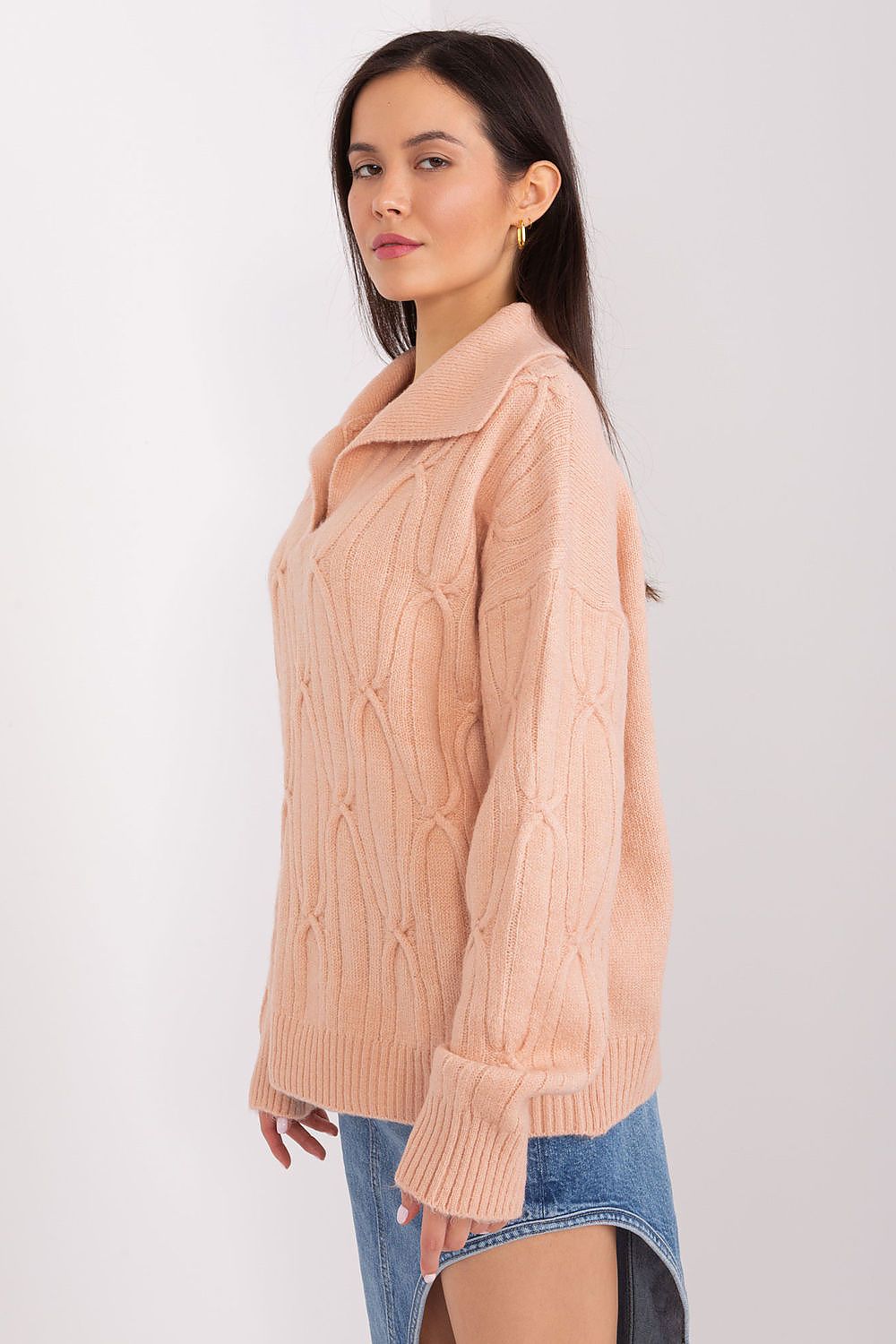   Sweter Damski Model AT-SW-2349-2.96 Brzoskwinia - AT 