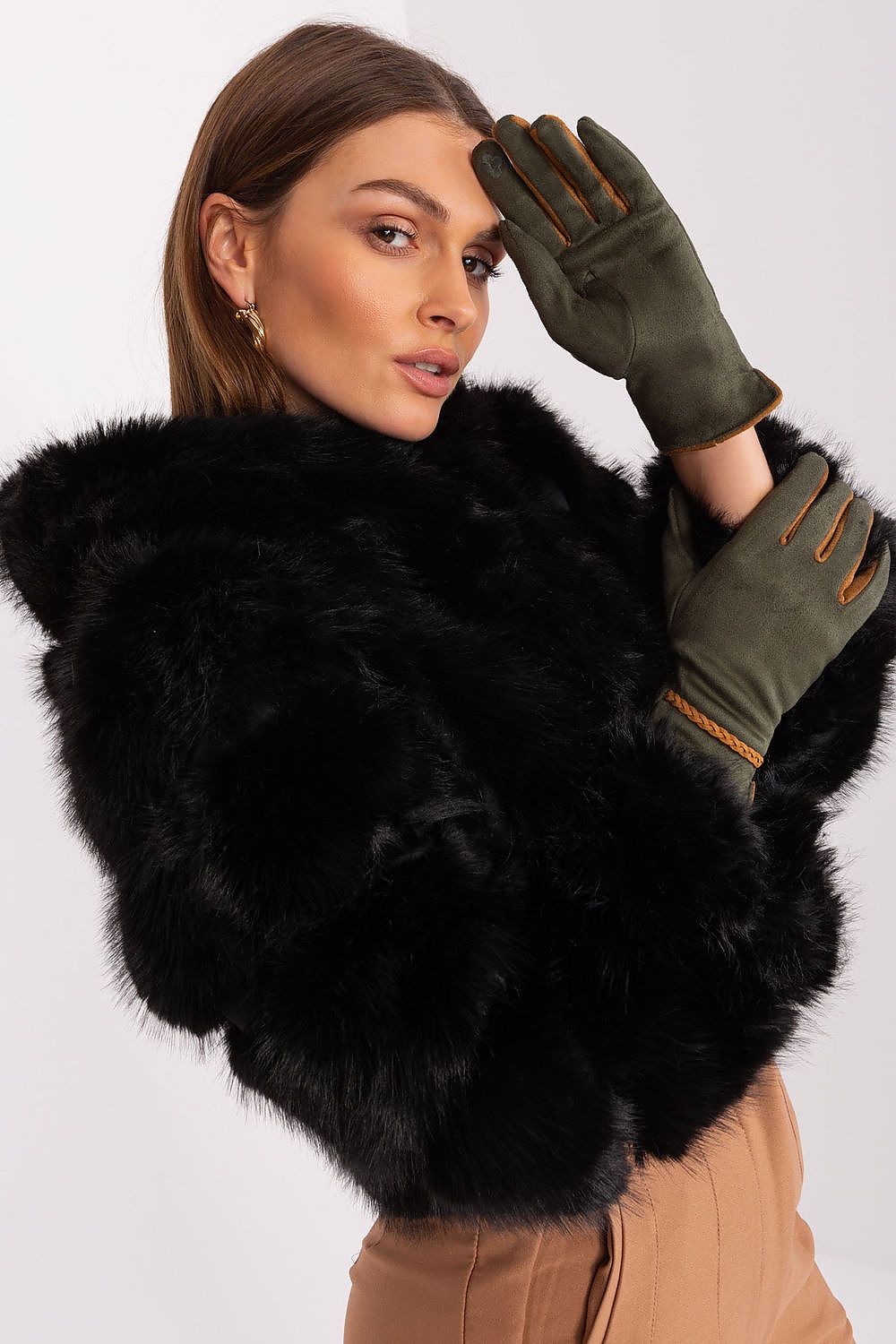   Rękawiczki Model AT-RK-238601.31P Khaki - AT 