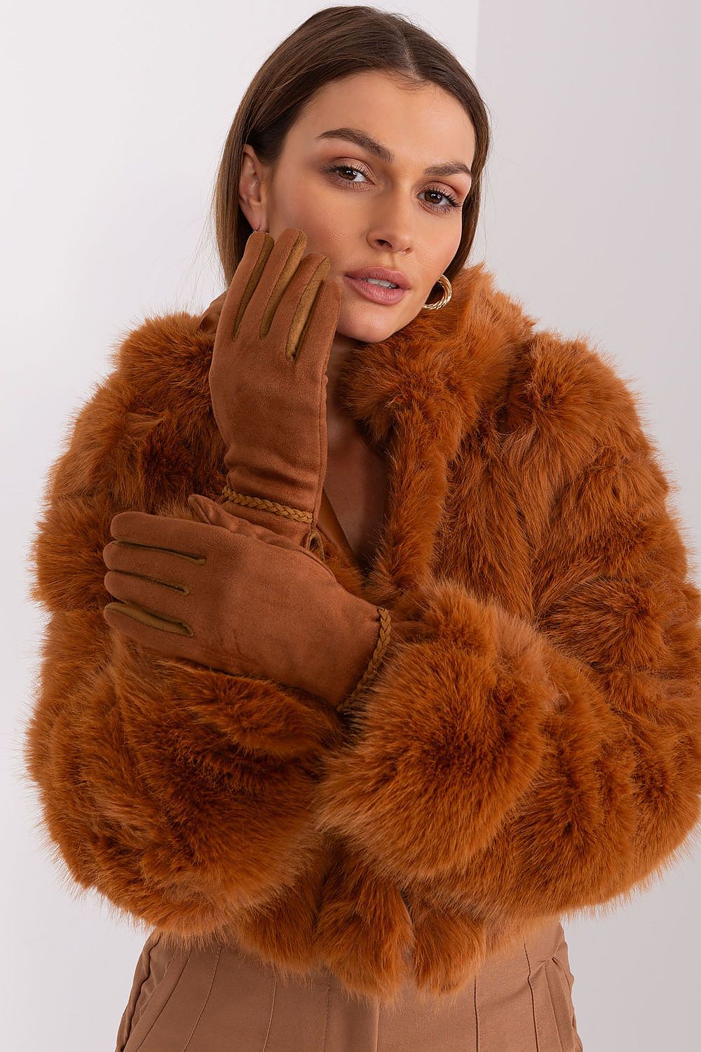   Rękawiczki Model AT-RK-238601.98 Light Brown - AT 