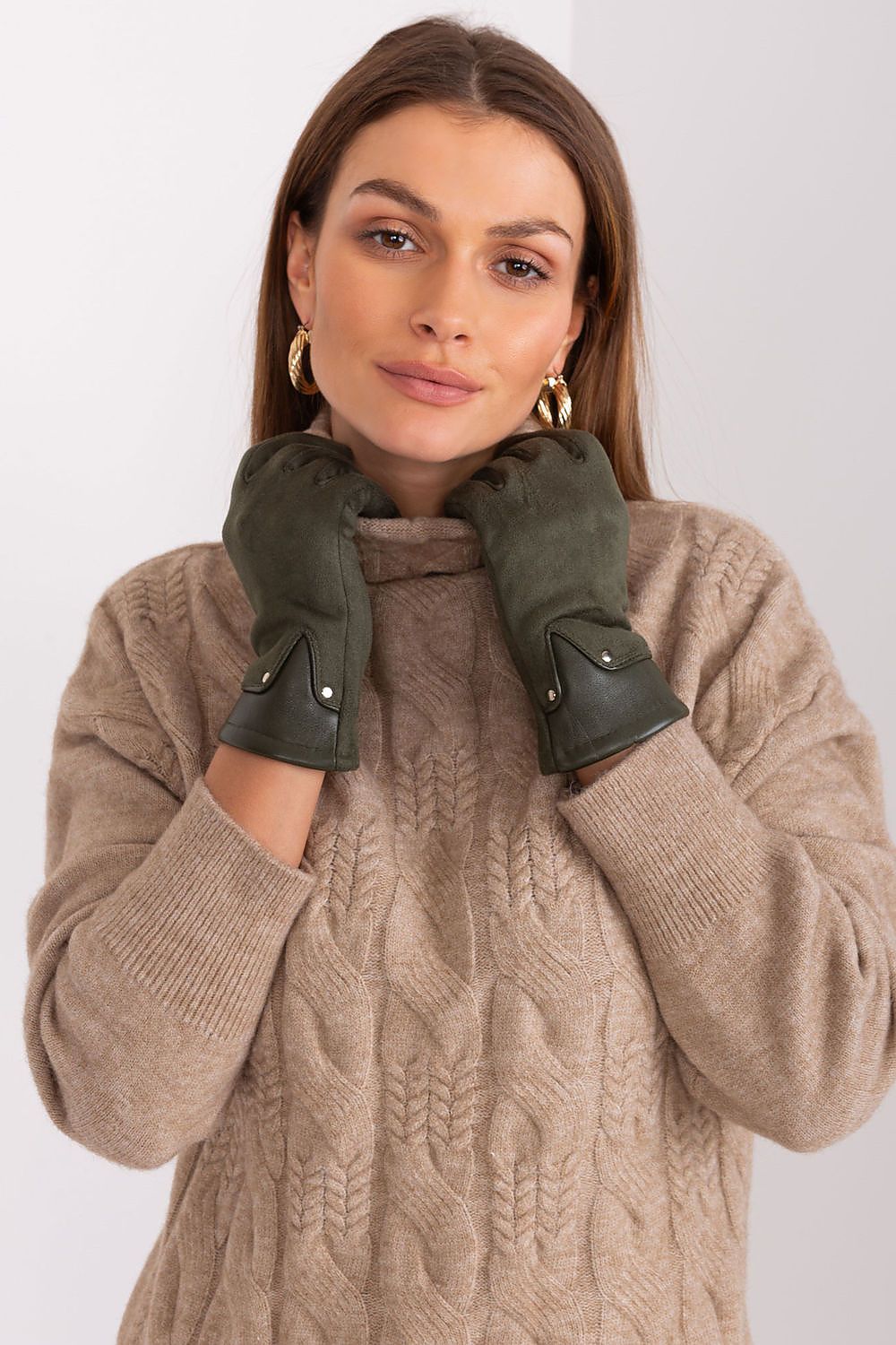   Rękawiczki Model AT-RK-239507.61P Khaki - AT 