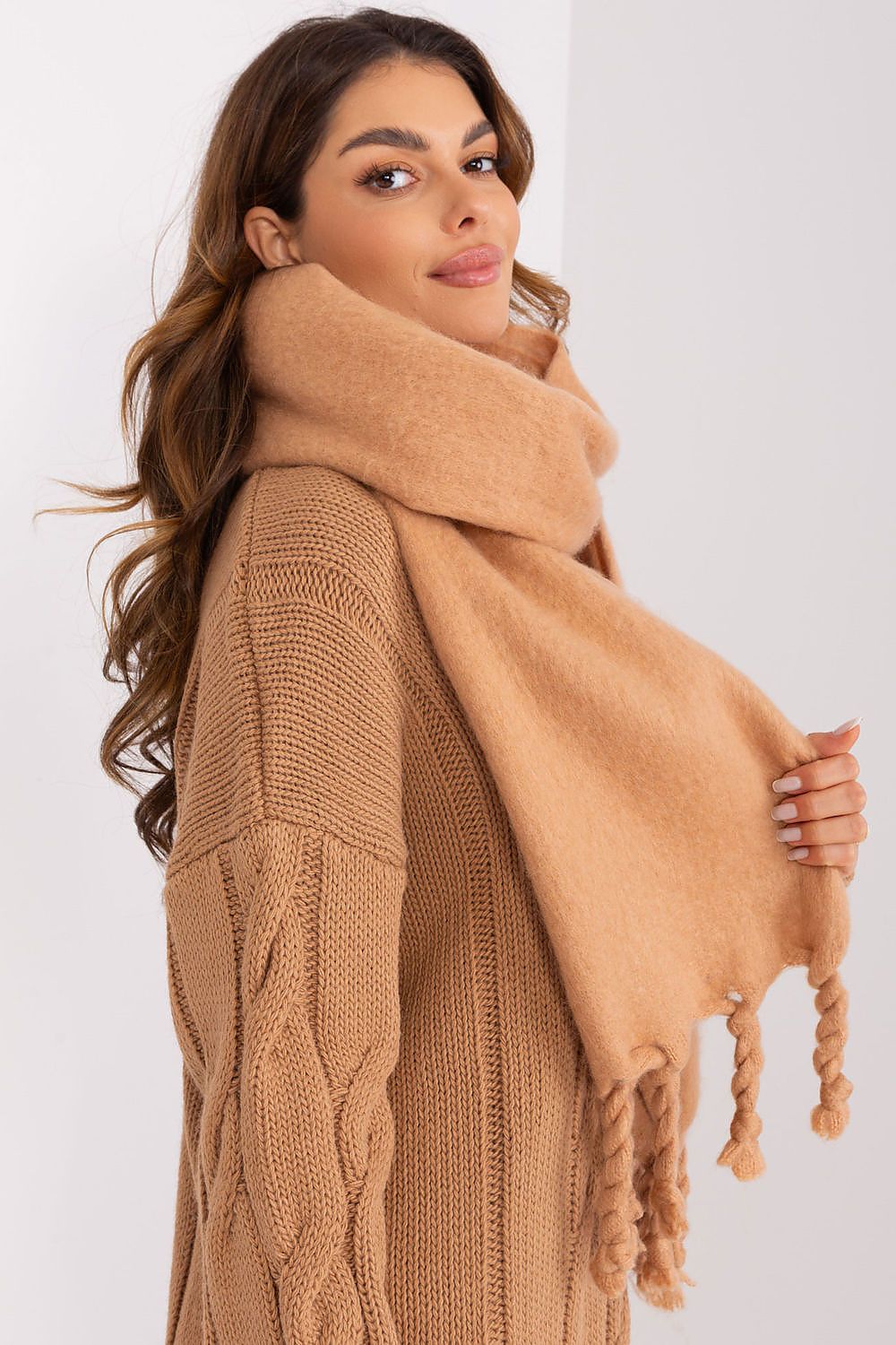   Szalik Model AT-SZ-2313502.76P Camel - AT 