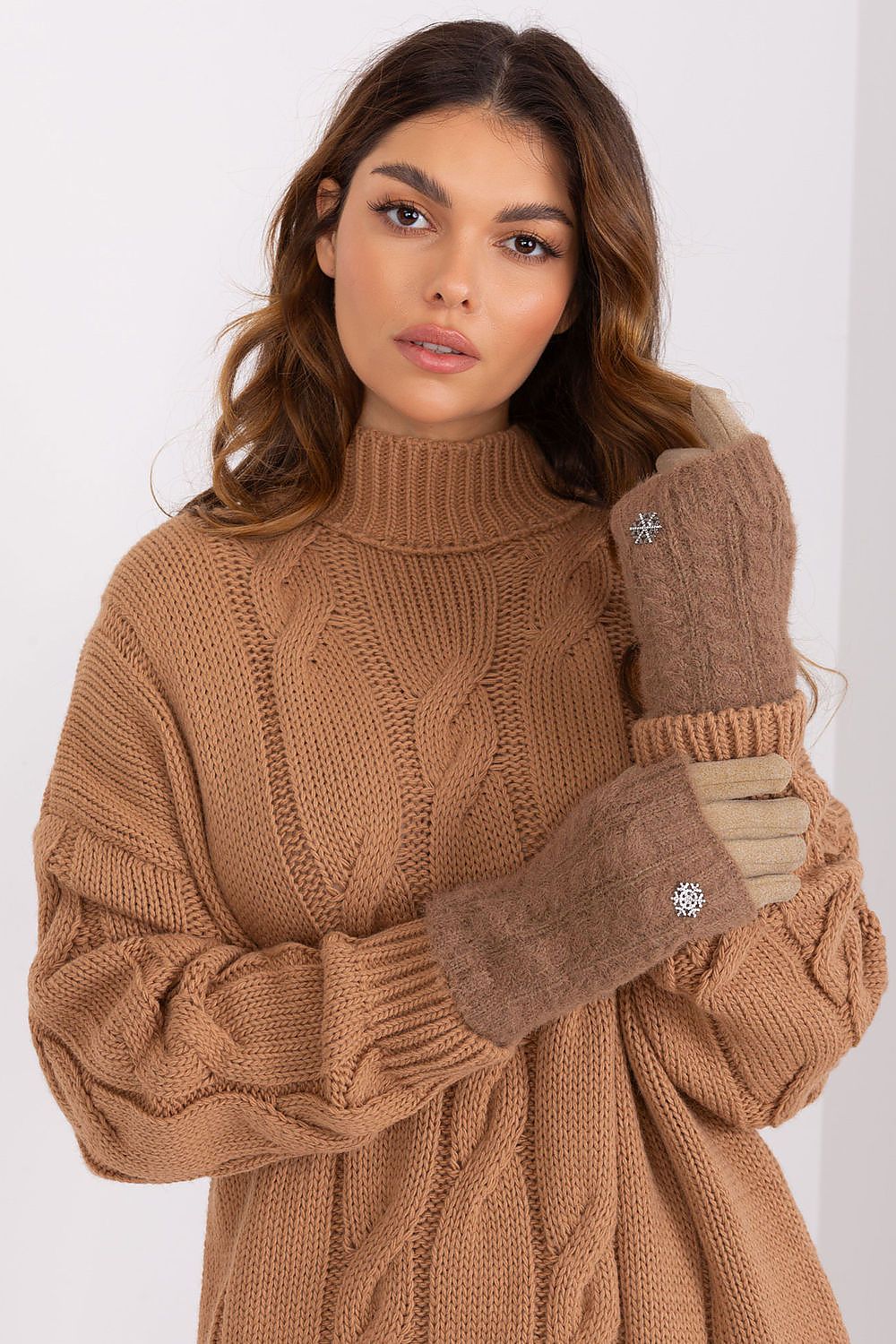   Rękawiczki Model AT-RK-231405.08X Dark Beige - AT 
