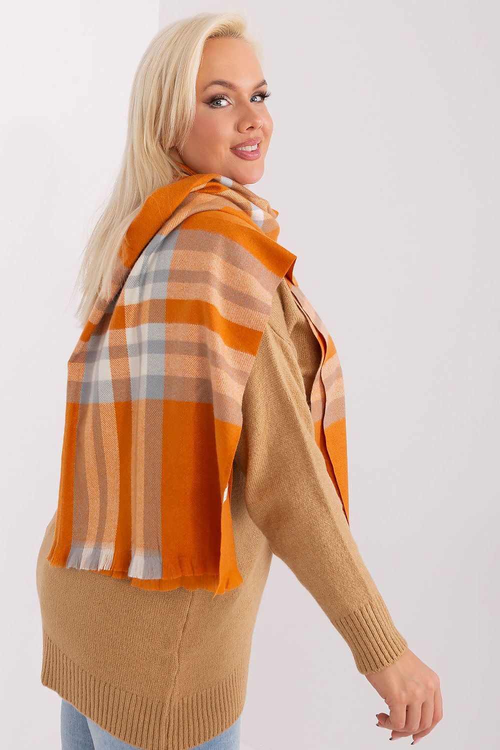   Szalik Model AT-SZ-23125-1.26 Dark Orange - AT 