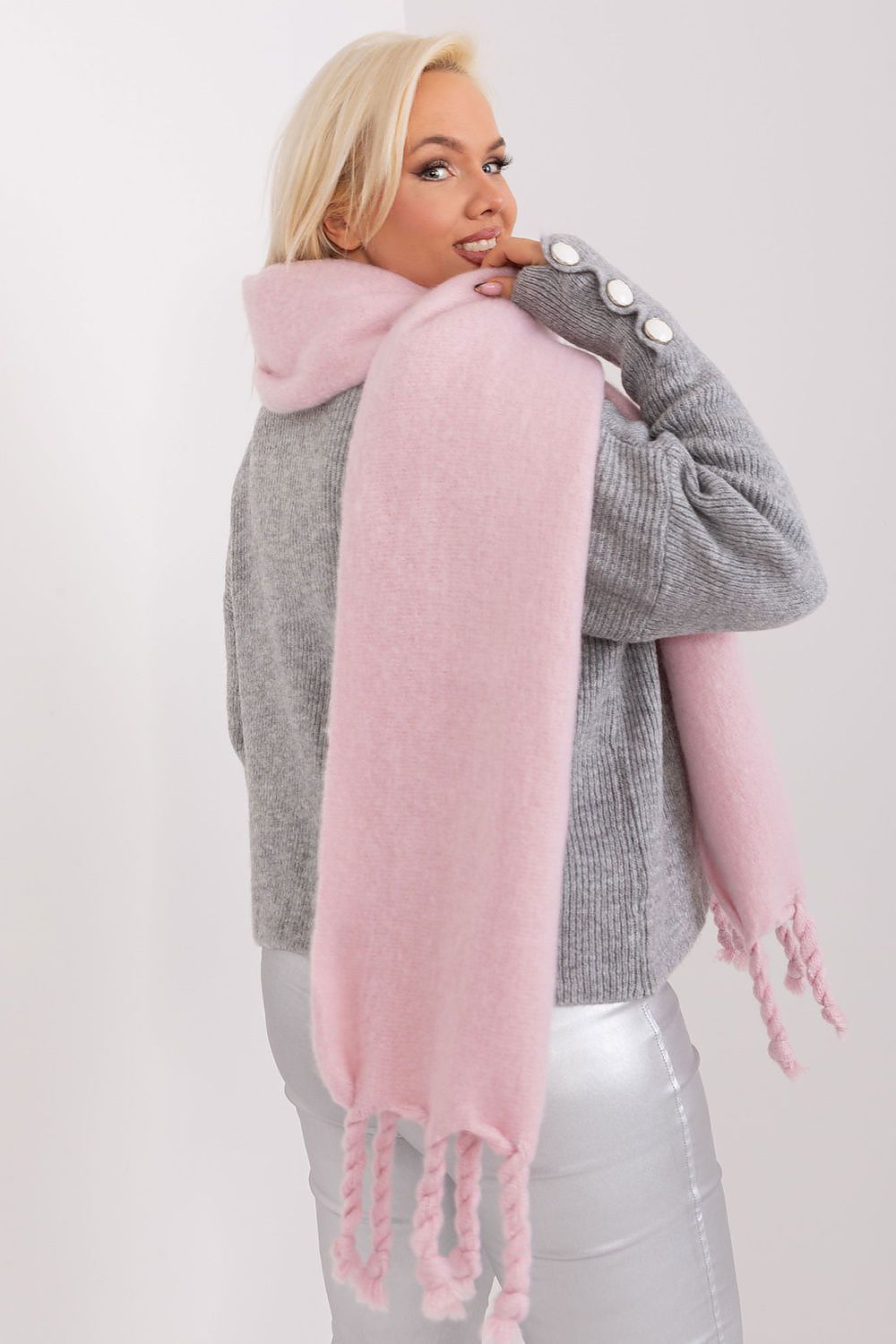   Szalik Model AT-SZ-2313502.31P Light Pink - AT 