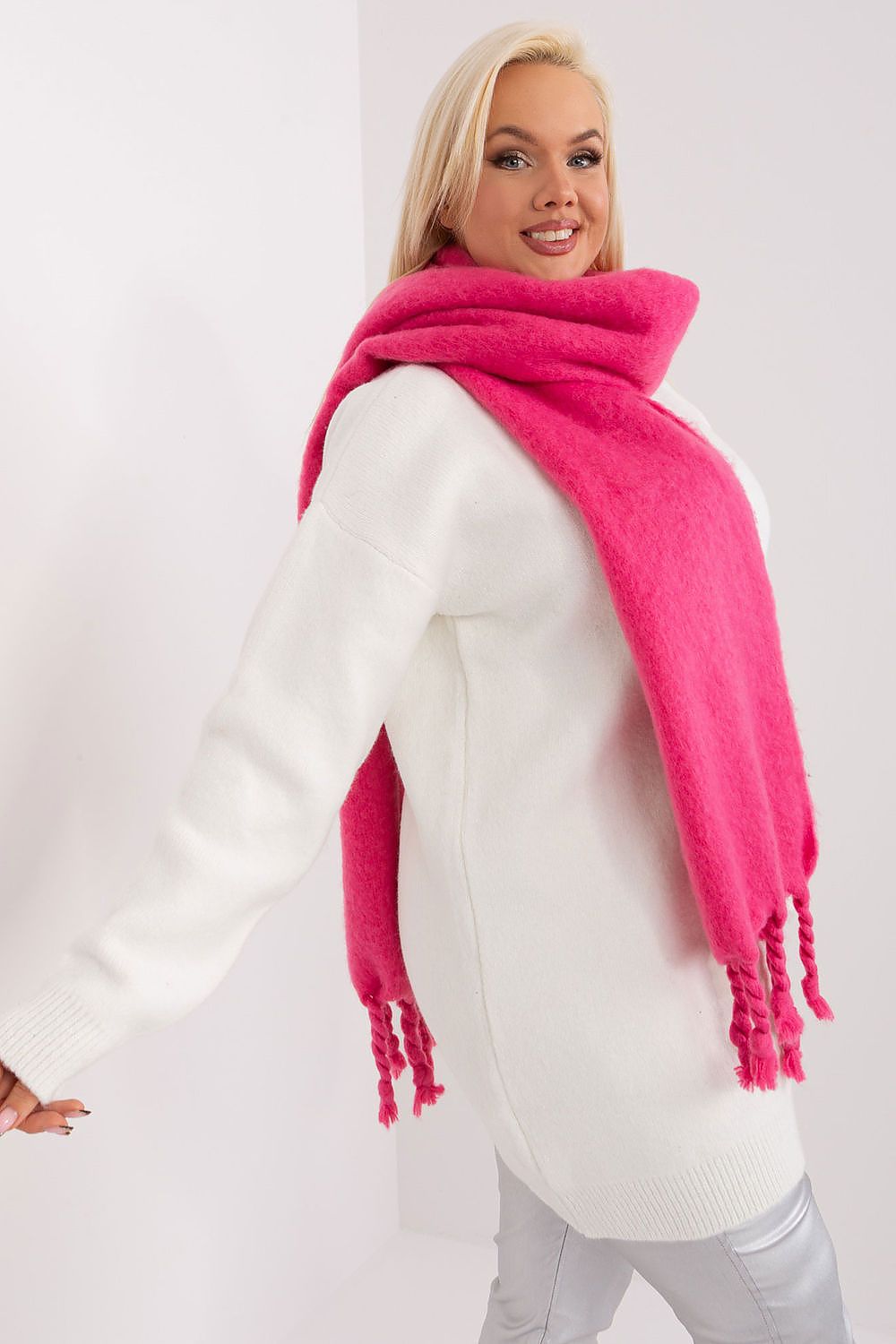   Szalik Model AT-SZ-2313502.53P Dark Pink - AT 
