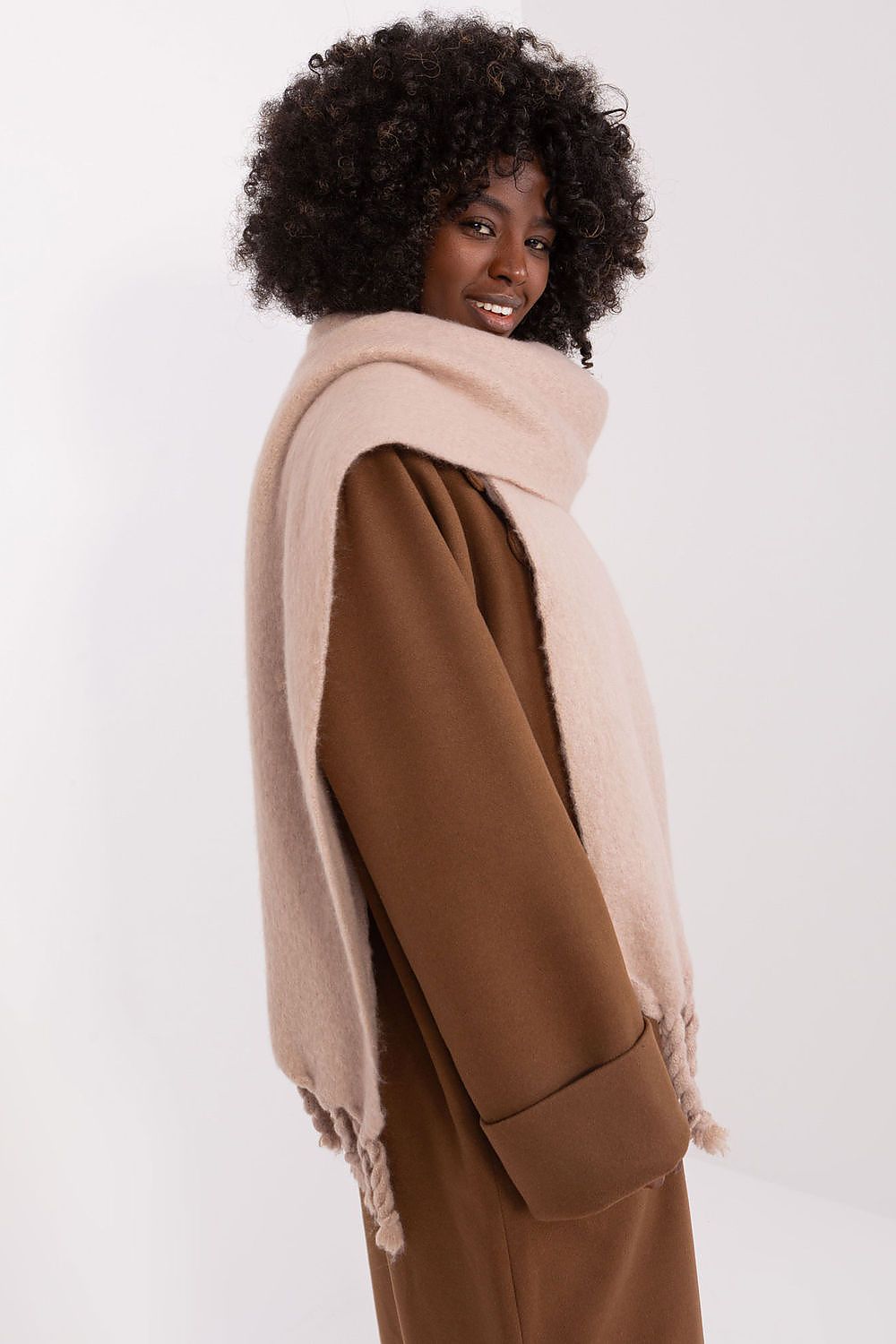   Szalik Model AT-SZ-2313502.20P Dark Beige - AT 