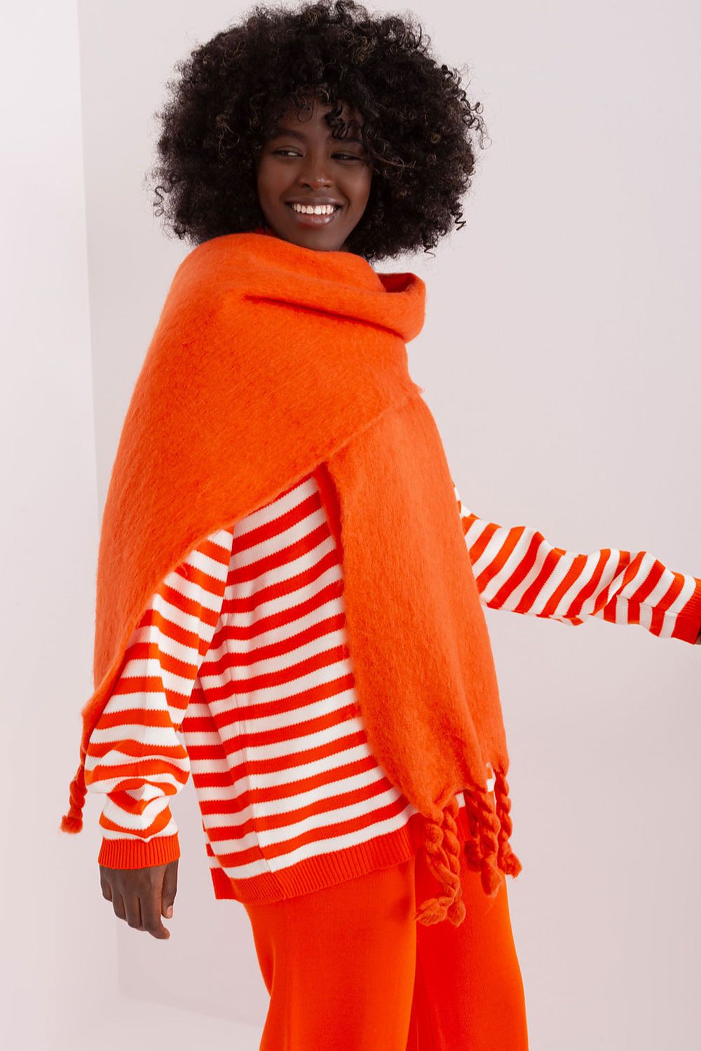   Szalik Model AT-SZ-2313502.31P Orange - AT 