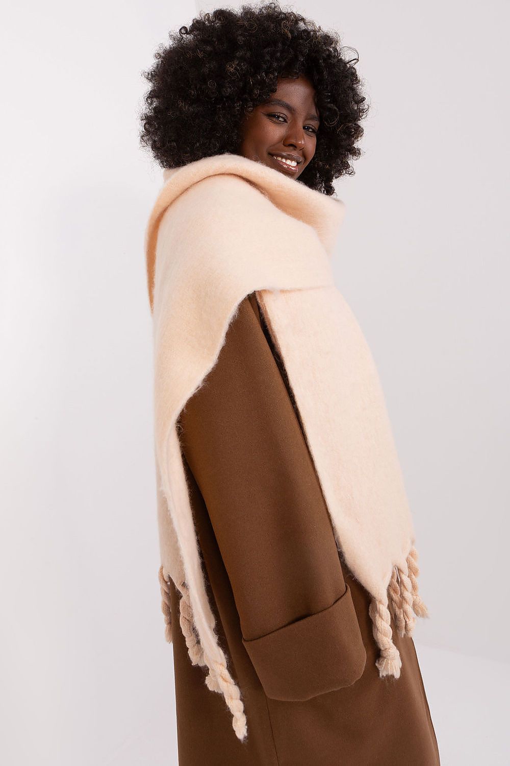   Szalik Model AT-SZ-2313502.20P Beige - AT 