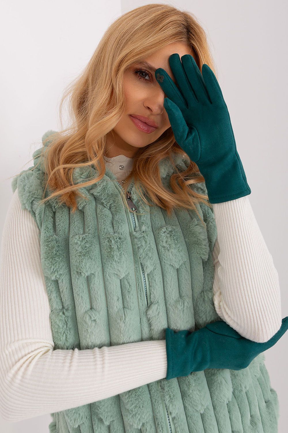   Rękawiczki Model AT-RK-2370.96 Dark Green - AT 