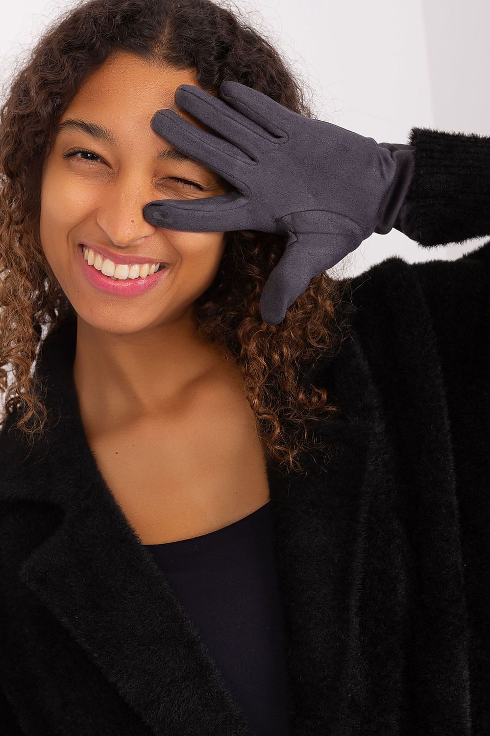   Rękawiczki Model AT-RK-2370.99 Dark Grey - AT 