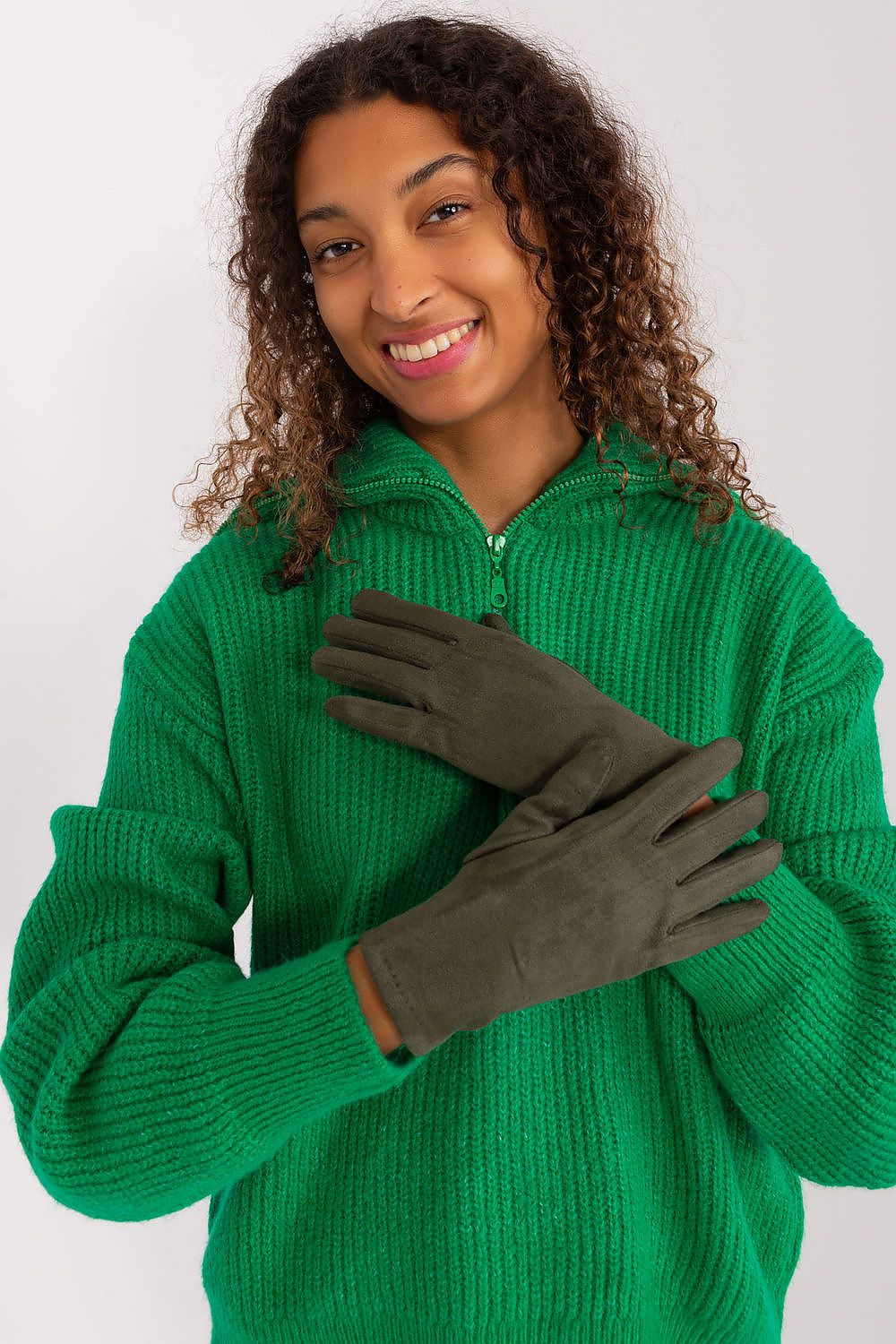   Rękawiczki Model AT-RK-2370.96 Khaki - AT 