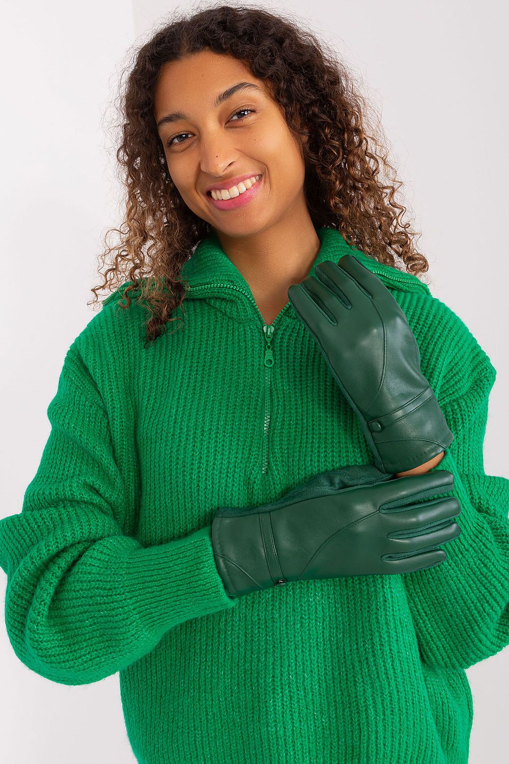   Rękawiczki Model AT-RK-239802.28 Dark Green - AT 