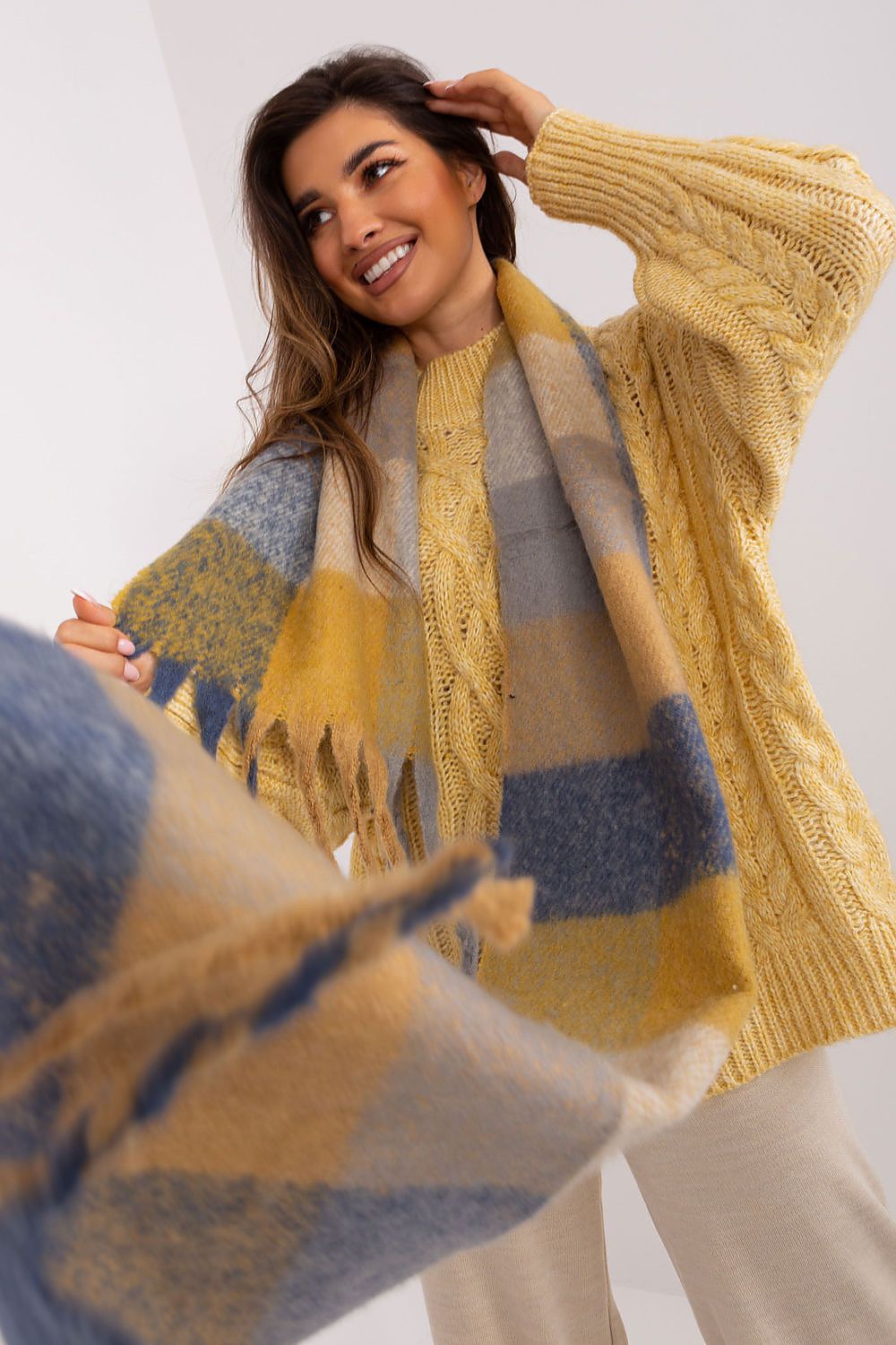   Szalik Model AT-SZ-2311501.32 Dark Yellow - AT 