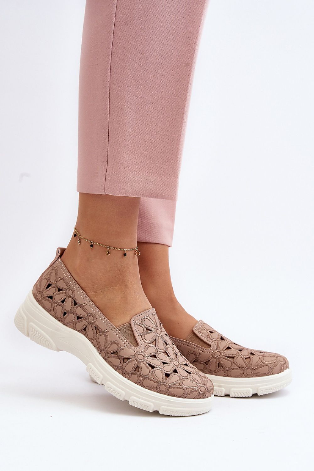   Półbuty Model Emilei 23PB02-5592 Pink - Step in style 