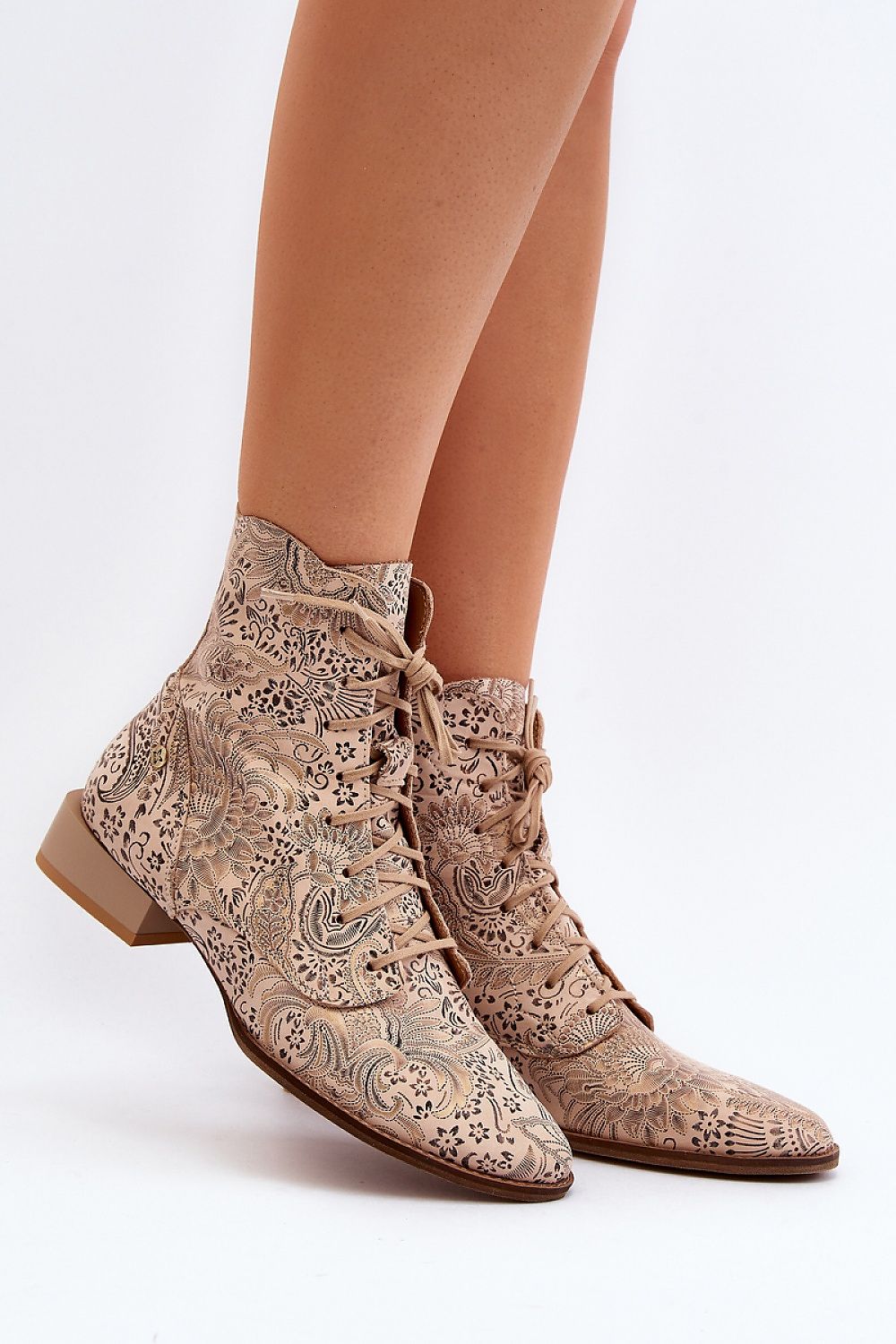   Botki Model Maciejka 06391-04 Beige - Step in style 