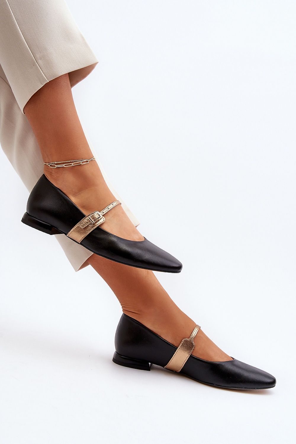   Baleriny Model Laura Messi 2774 Black - Step in style 