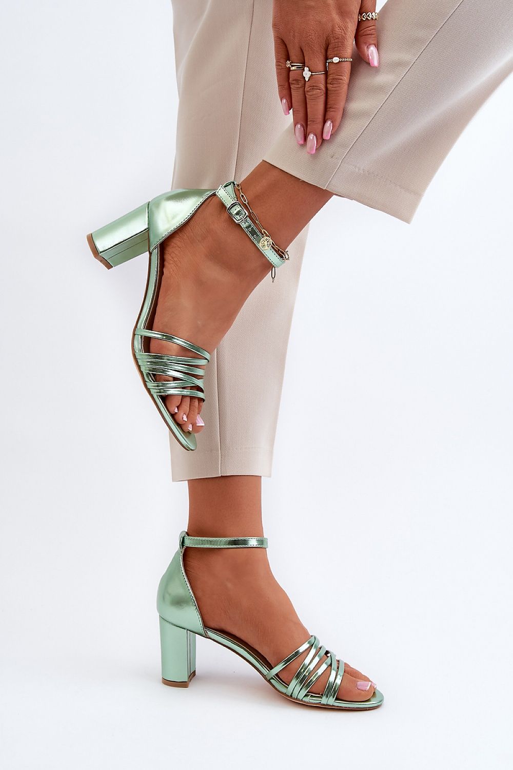  Sandały Model Enitia 24SD98-6768 Green - Step in style 