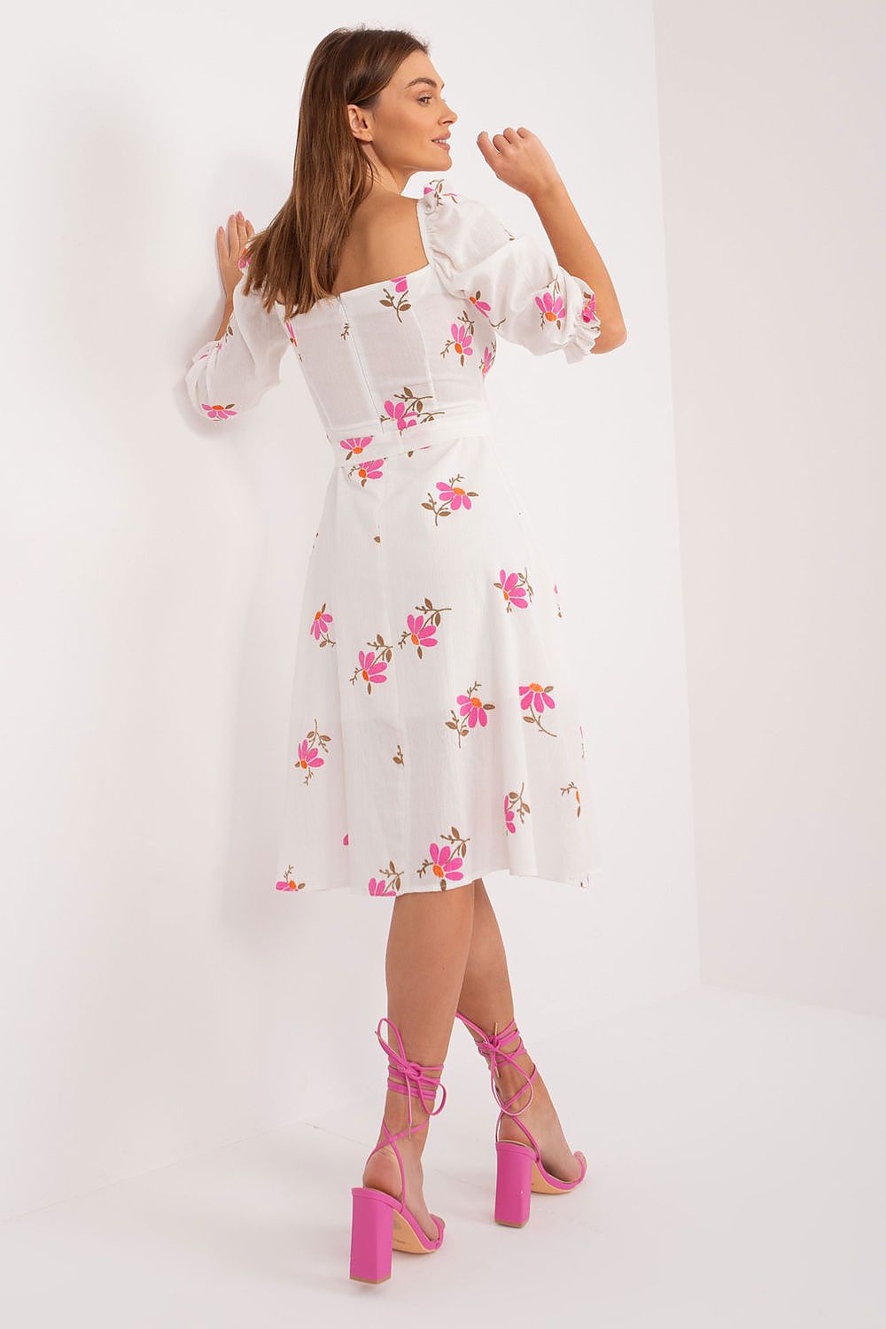  Sukienka Model LK-SK-508964-3.95 White/Pink - Lakerta 