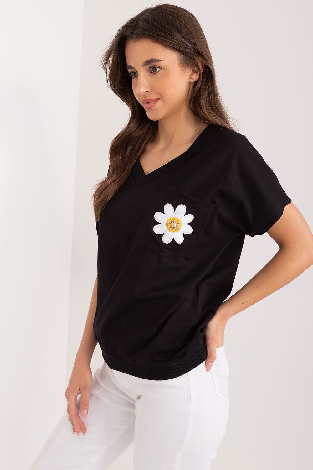   Bluzka Model RV-BZ-9626.28 Black - Rue Paris 