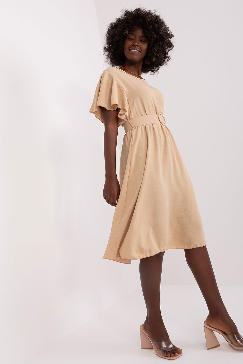 Sukienka Model DHJ-SK-5648.07 Beige - Italy Moda 
