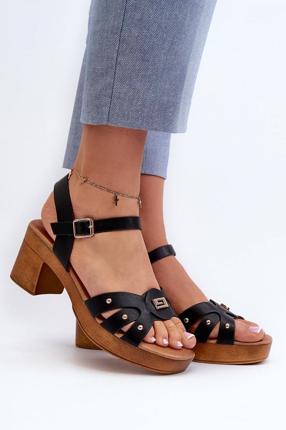  Sandały Model Assames 24SD98-6758 Black - Step in style 