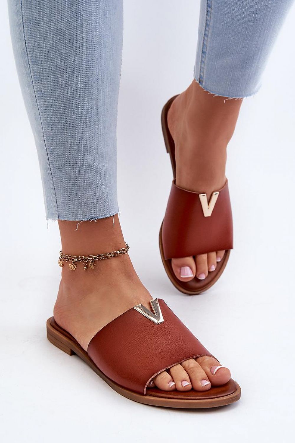  Sandał Klapki Model Maliha 24SD97-7736 Brown - Step in style 