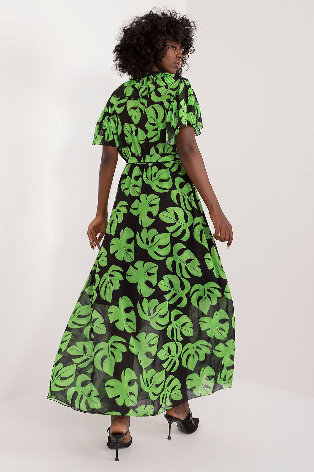  Sukienka Model DHJ-SK-15986.67 Black/Green - Italy Moda 