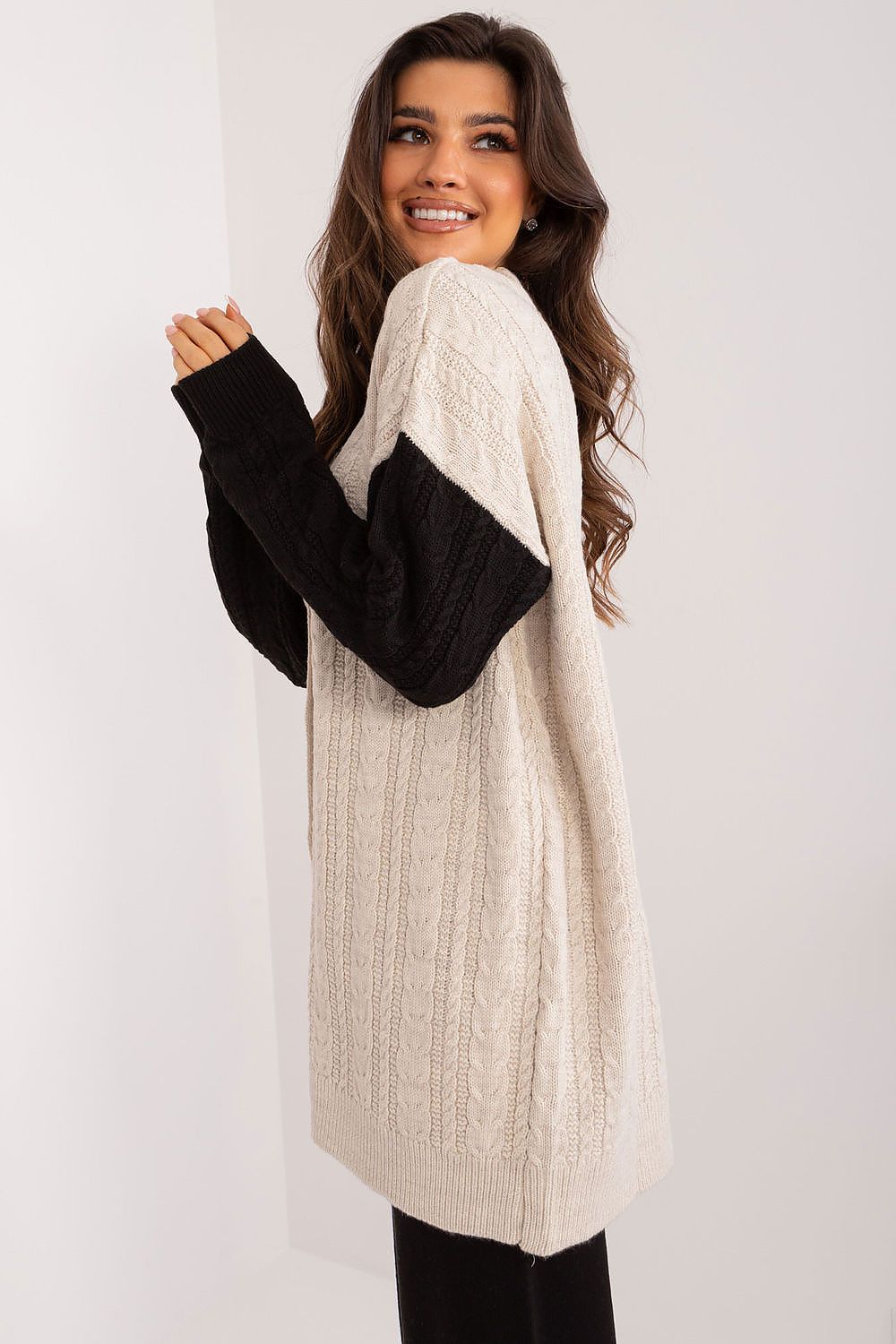  Sweter Damski Model BA-SW-0549.32 Black/Beige - Badu 