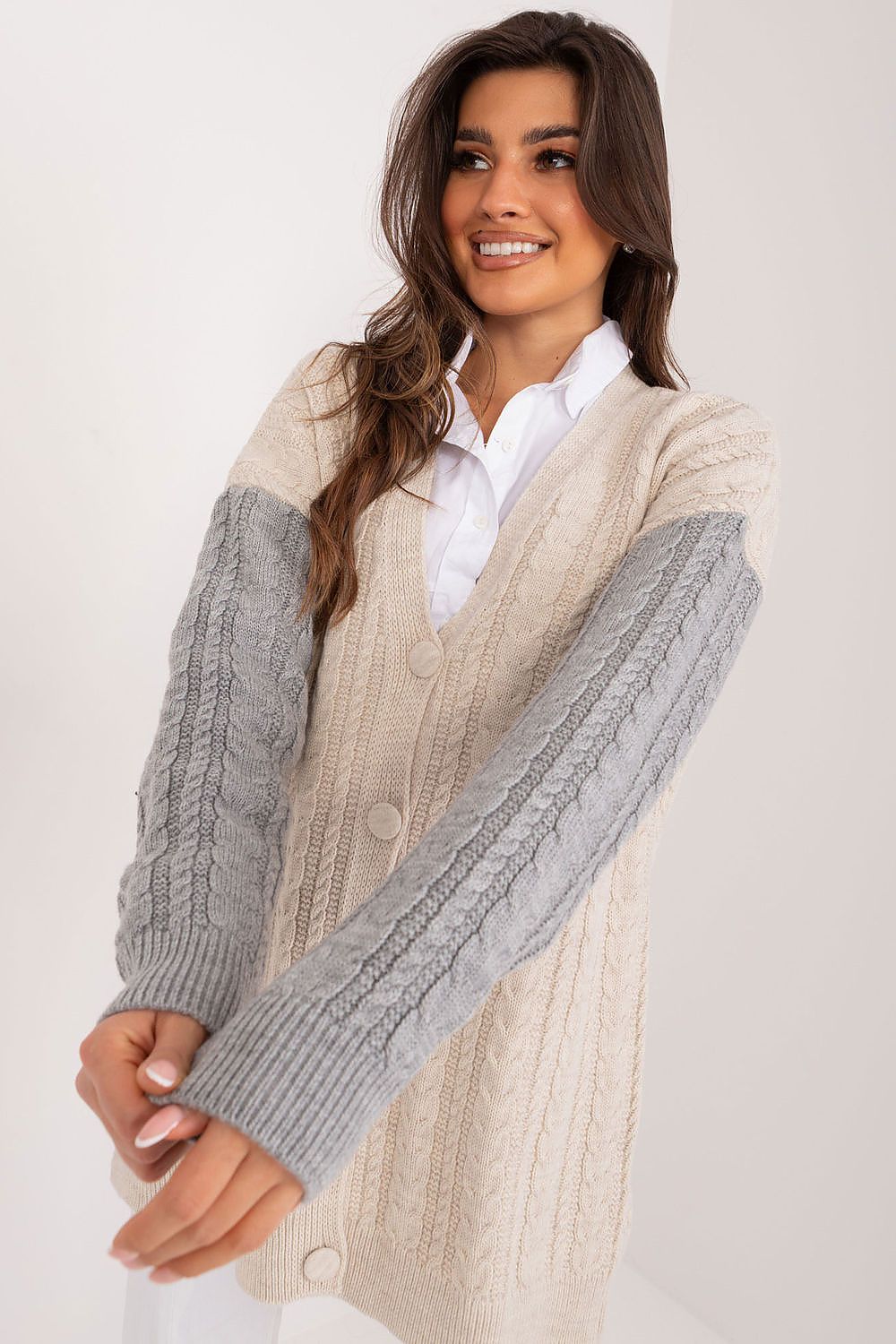  Sweter Damski Model BA-SW-0549.32 Grey - Badu 