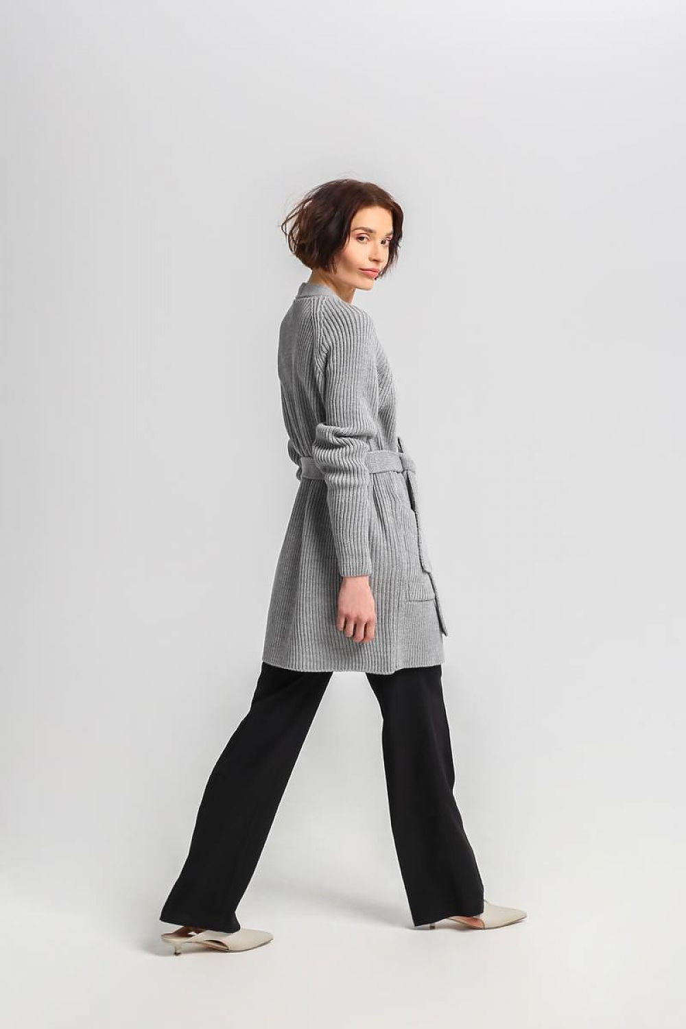  Sweter Kardigan Model SWE334 Grey - MKM 