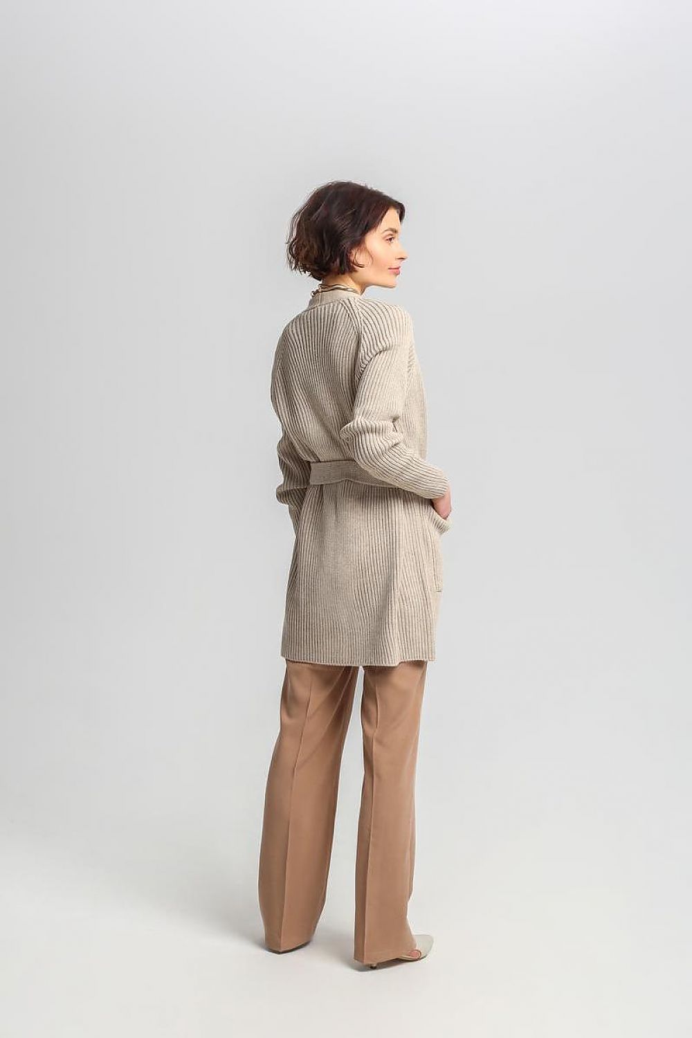  Sweter Kardigan Model SWE334 Beige - MKM 