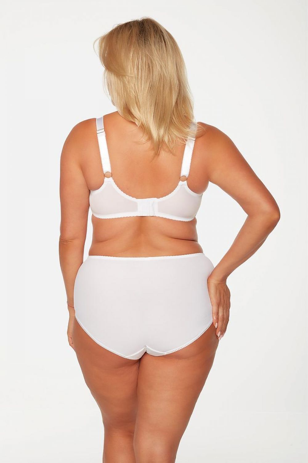  Biustonosz Soft Model Subtelna Pokusa BM-18-BS-33-BIA-S16MX White - Bella Misteria 