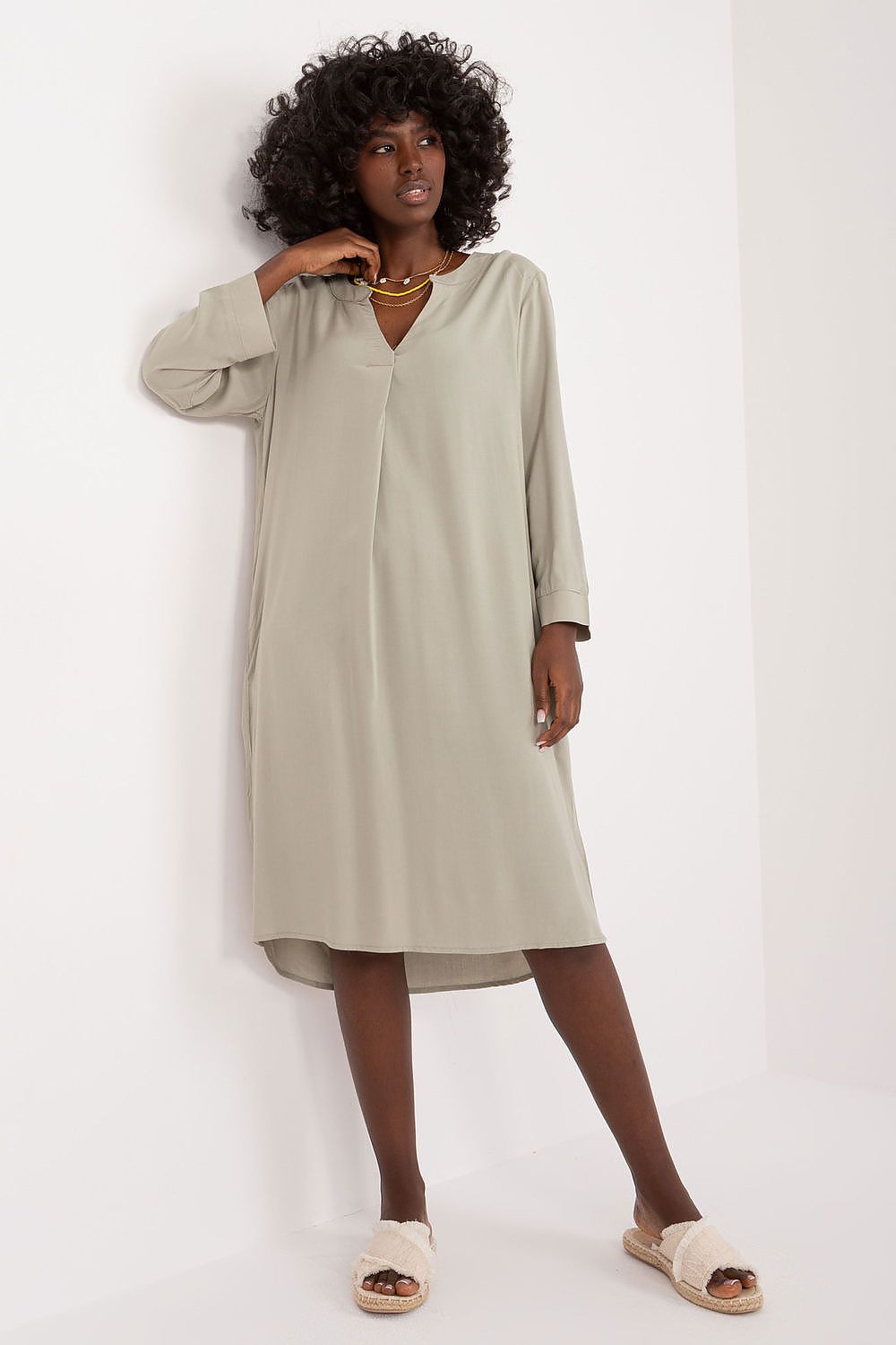  Sukienka Model D73761M30430A Khaki - Sublevel 