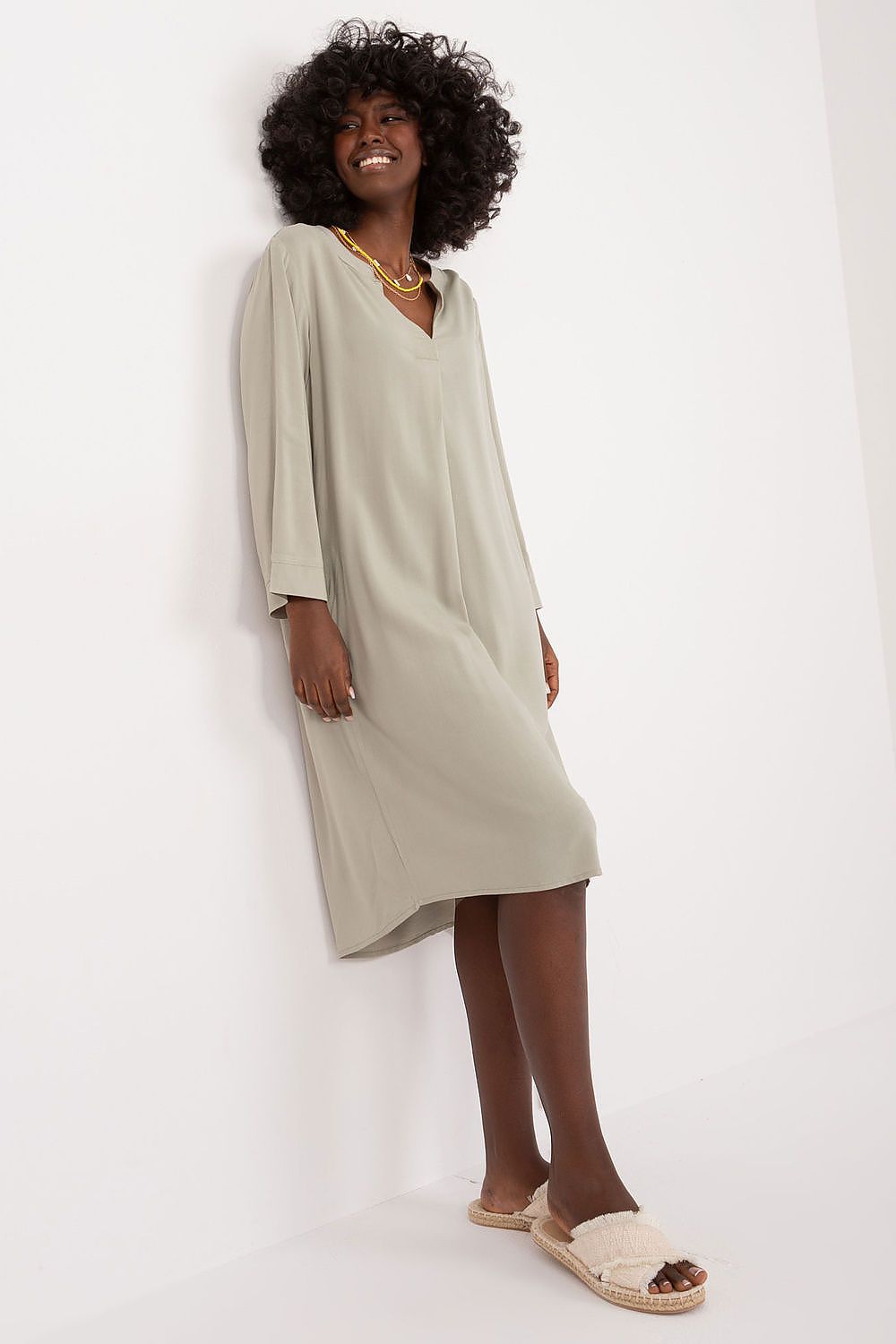  Sukienka Model D73761M30430A Khaki - Sublevel 