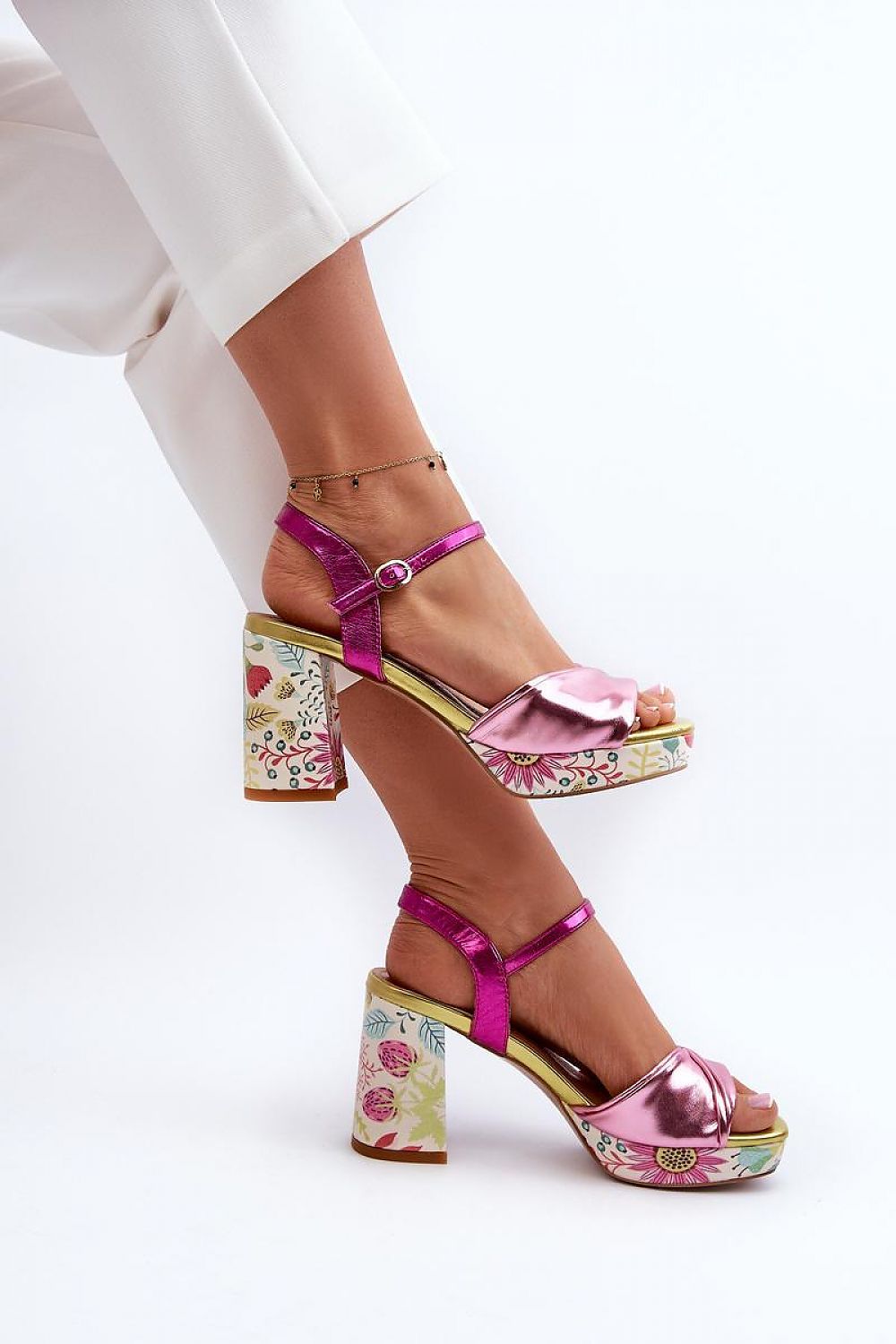  Sandały Model DA CR980 Pink - Step in style 