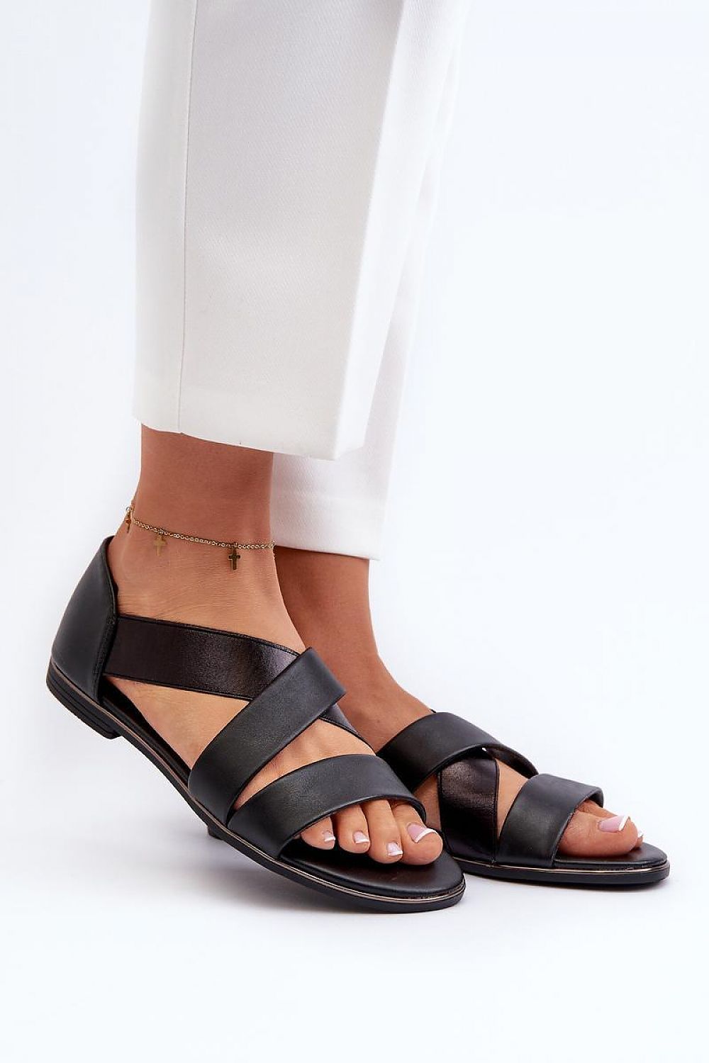  Sandały Model Apulia 21SD35-3882 Black - Step in style 