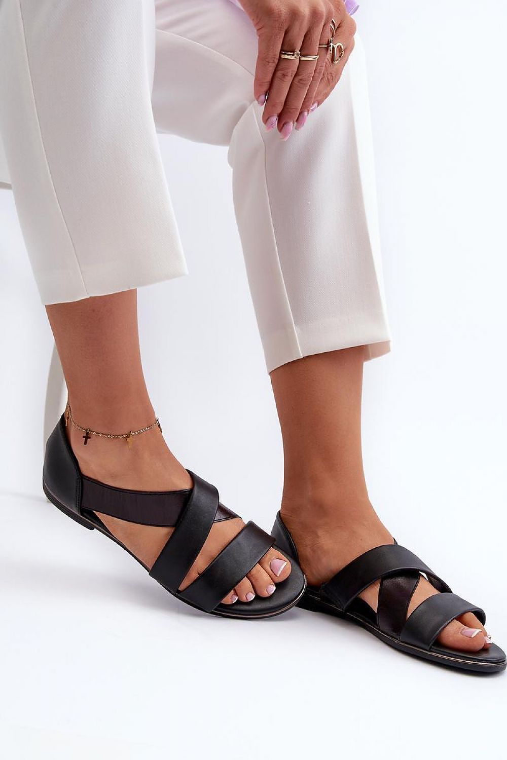  Sandały Model Apulia 21SD35-3882 Black - Step in style 