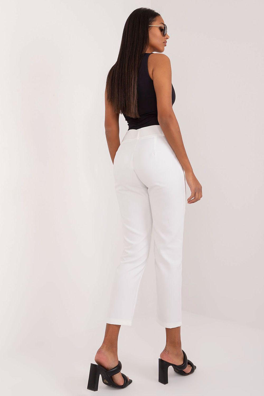  Spodnie Damskie Model TW-SP-BI-22880-2.47 White - Och Bella 