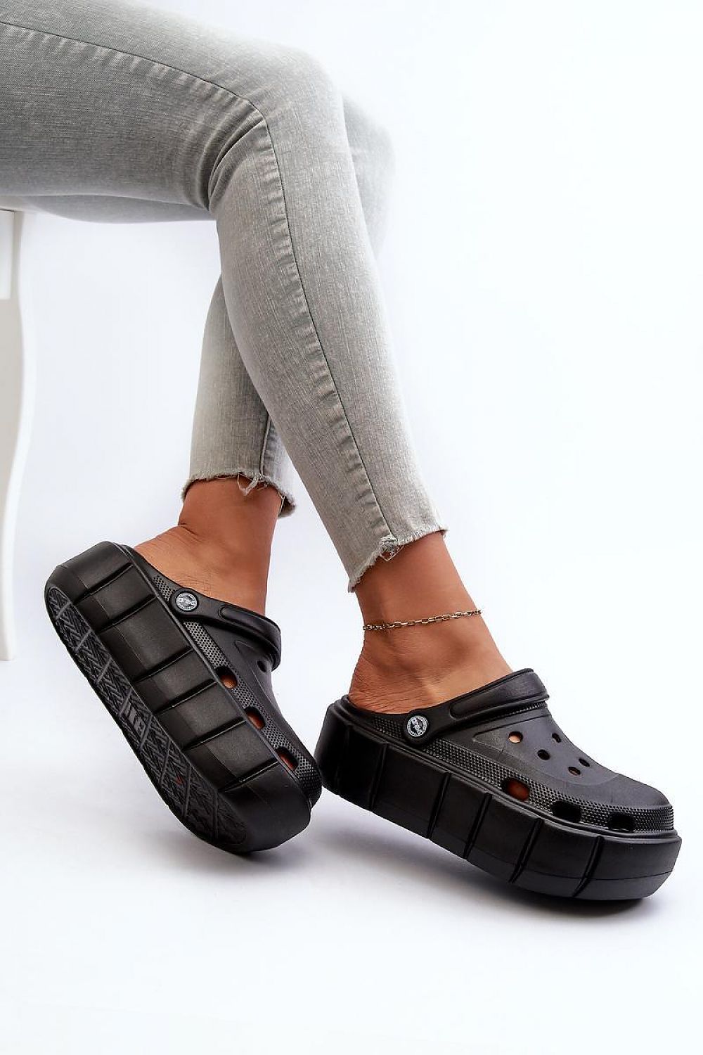  Sandał Klapki Model Itubia 24SD19-7561 Black - Step in style 