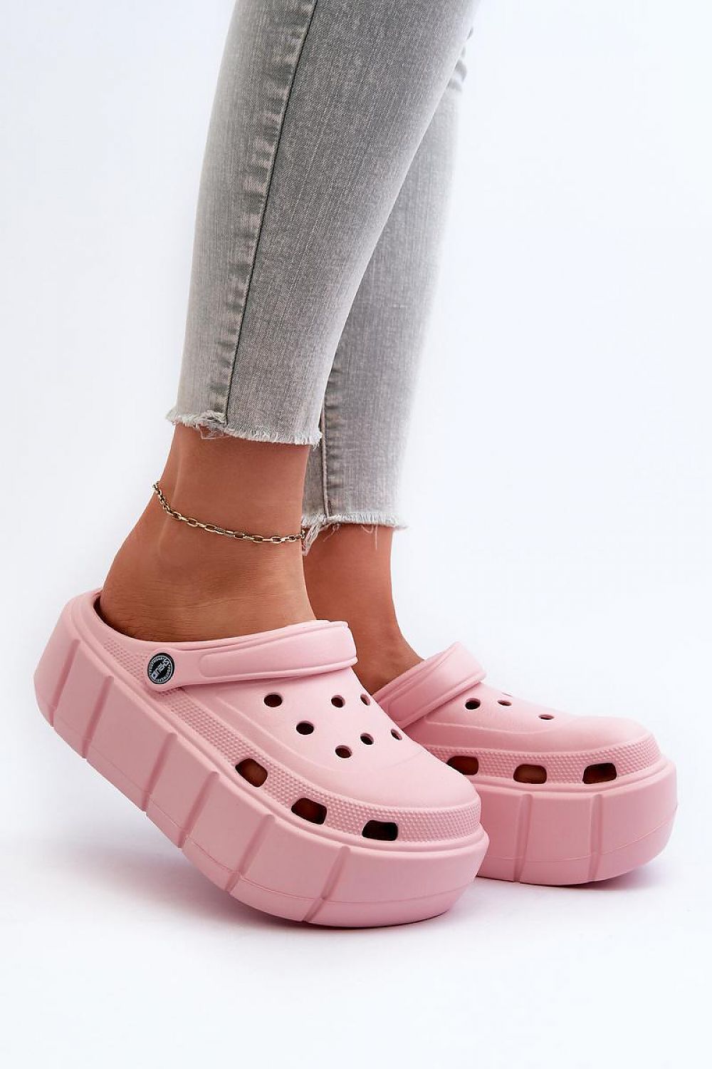  Sandał Klapki Model Itubia 24SD19-7561 Pink - Step in style 