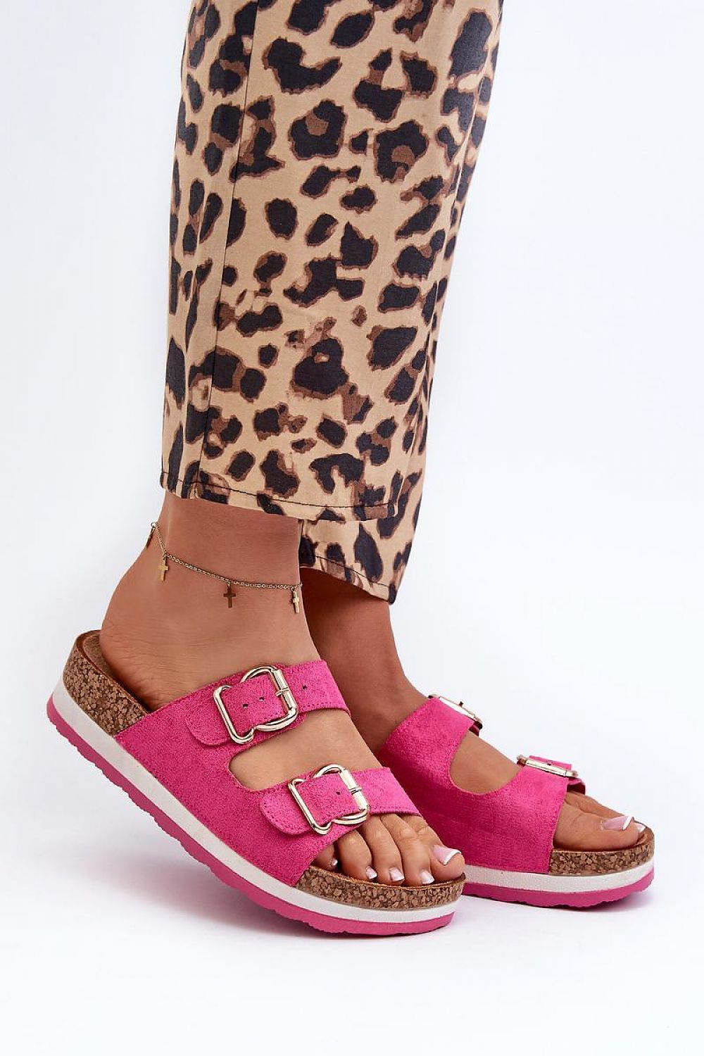  Sandał Klapki Model Ursila 24DZ21-7225 Fuksja - Step in style 