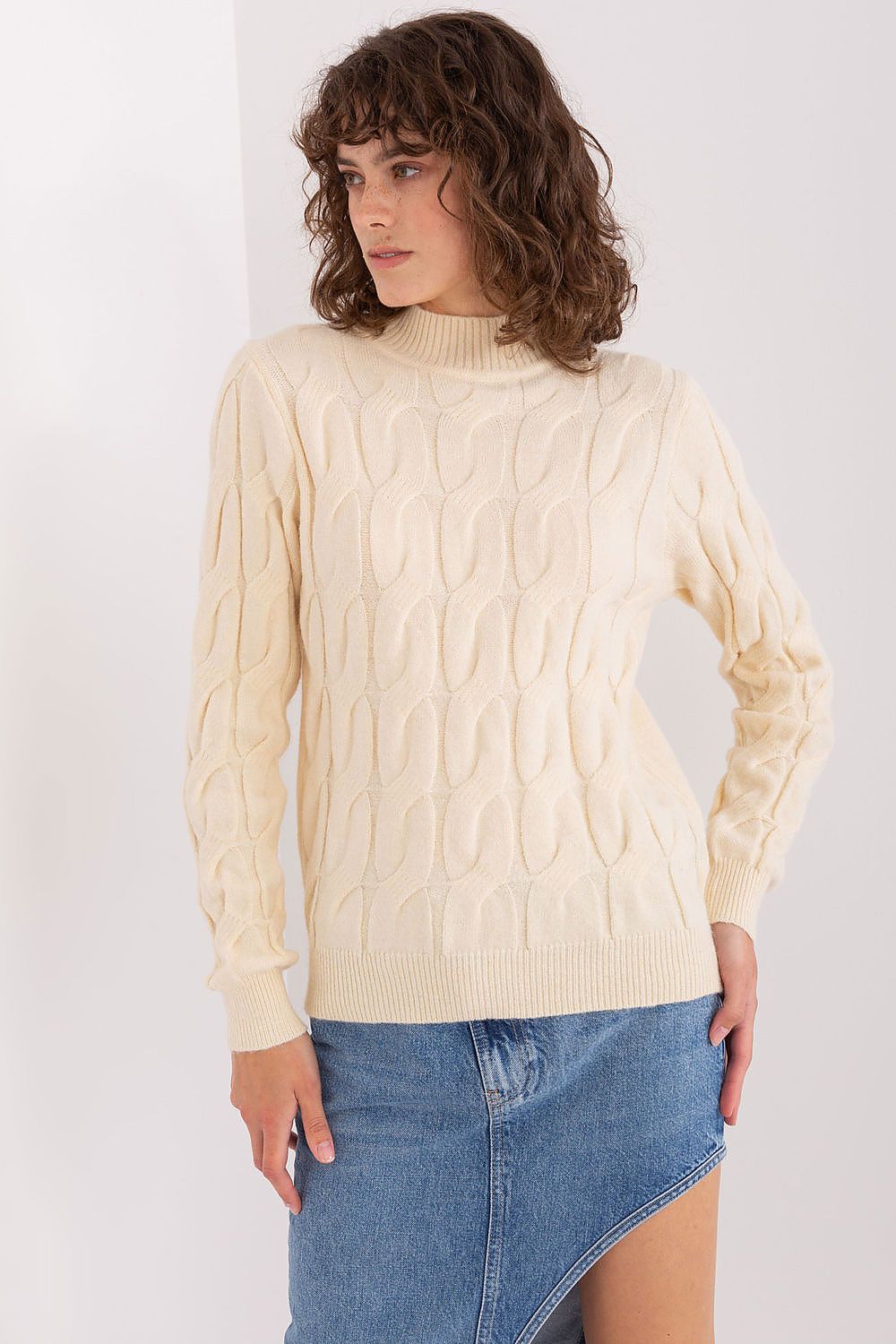   Sweter Damski Model AT-SW-2235.00P Light Beige - AT 