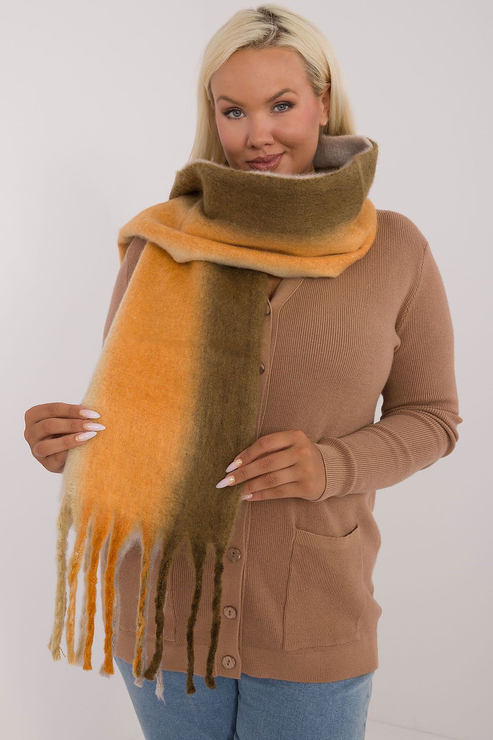   Szalik Model AT-SZ-2320.50 Khaki - AT 